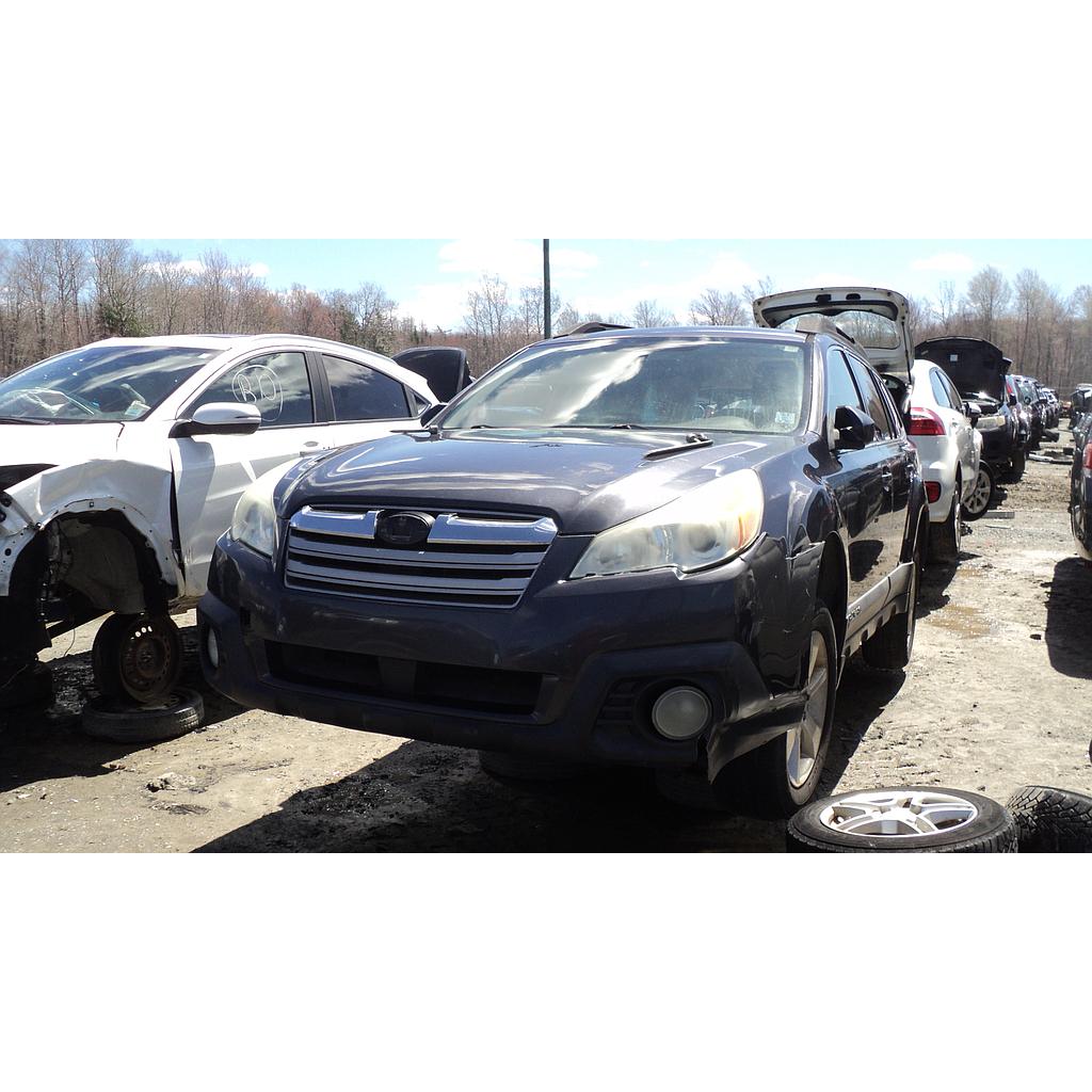 SUBARU OUTBACK 2013