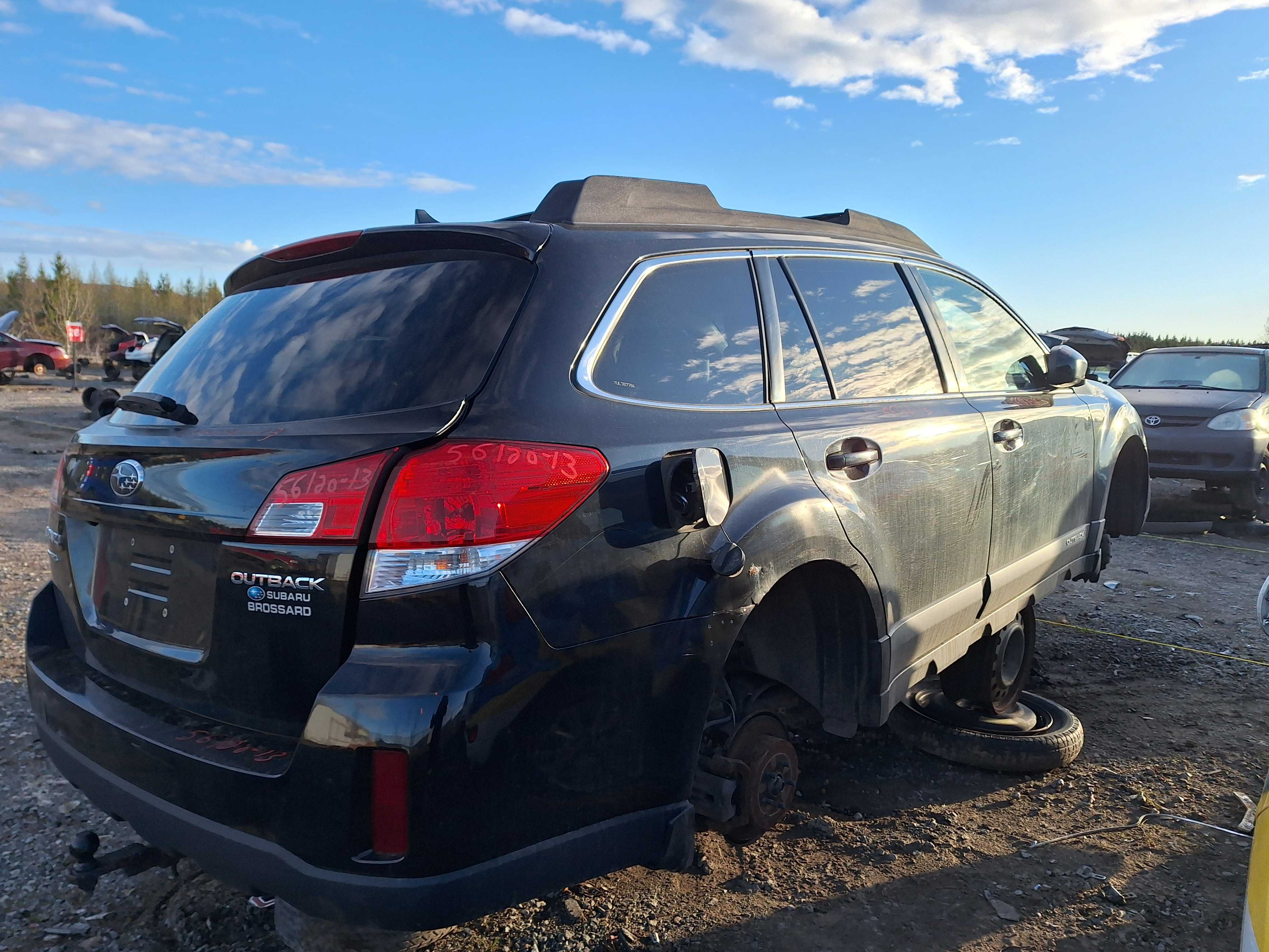 SUBARU OUTBACK 2013