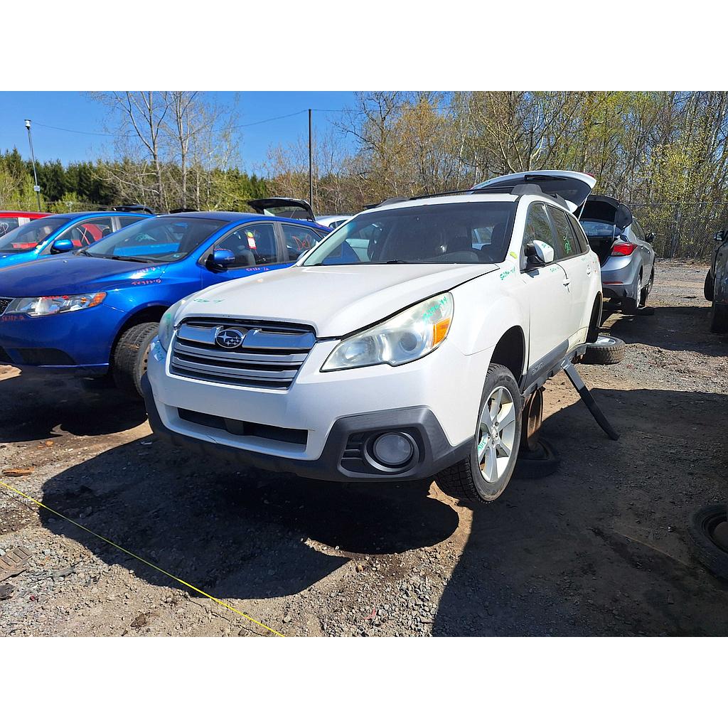 SUBARU OUTBACK 2014