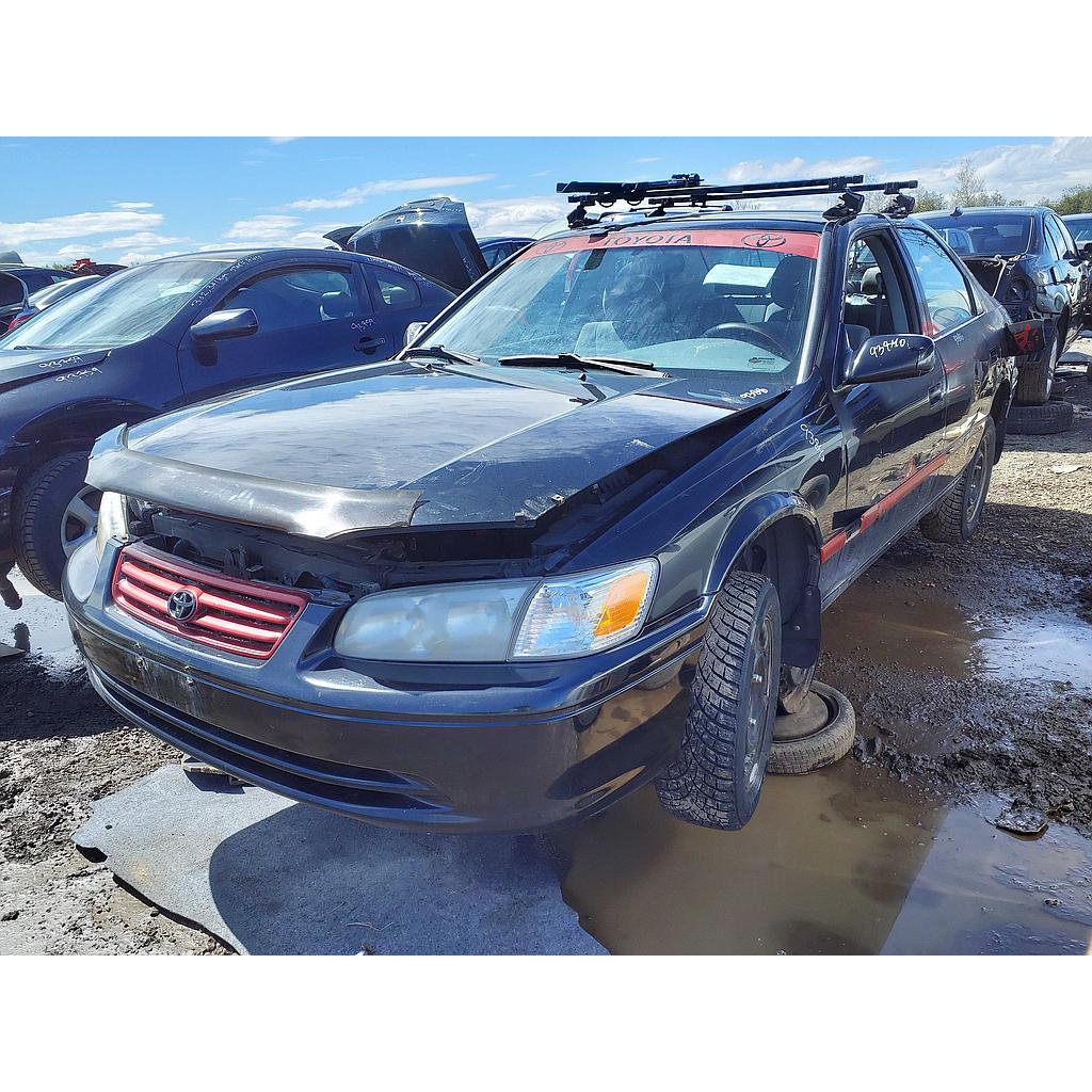 TOYOTA CAMRY 2001