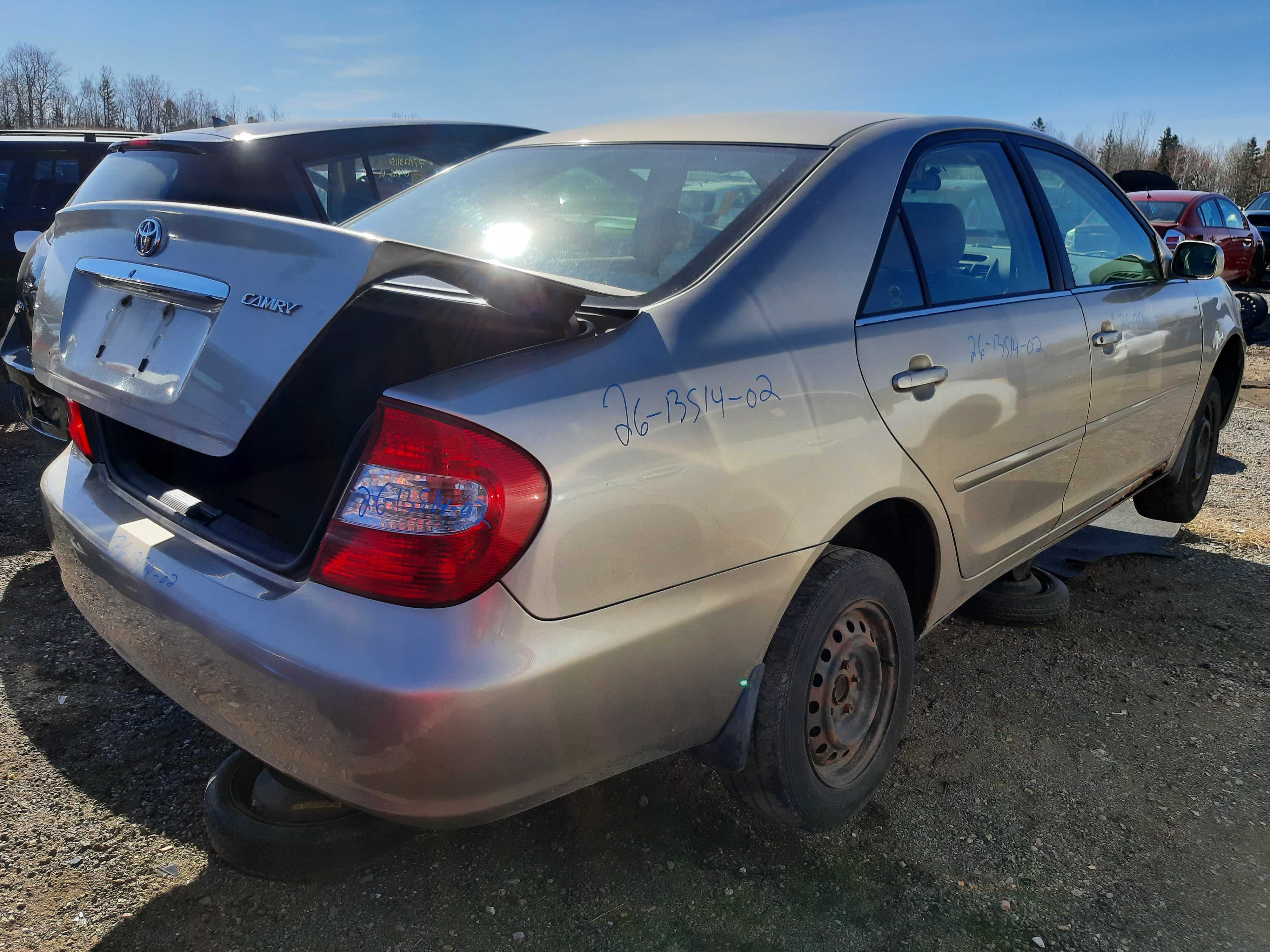 TOYOTA CAMRY 2002