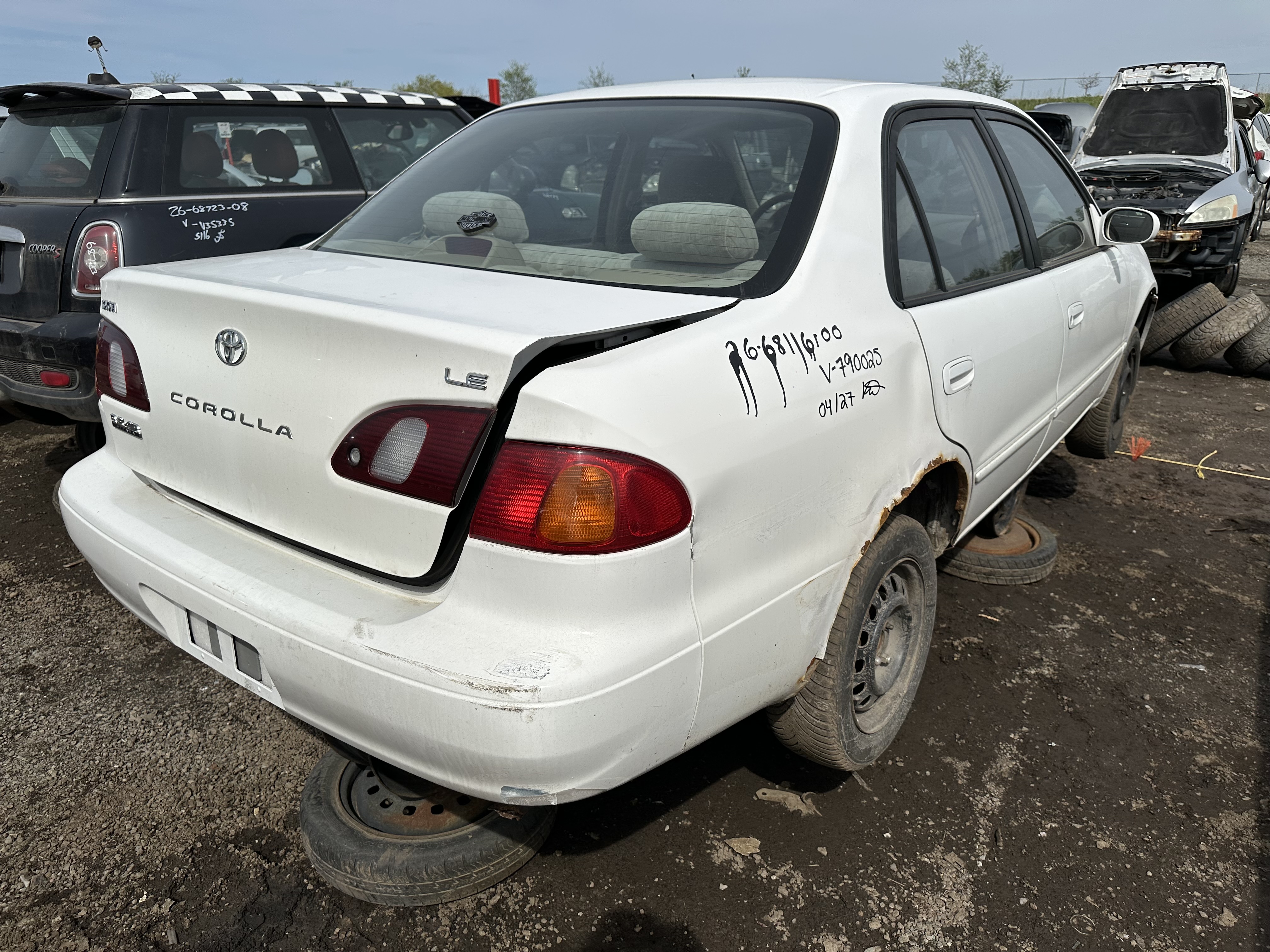 TOYOTA COROLLA 2000