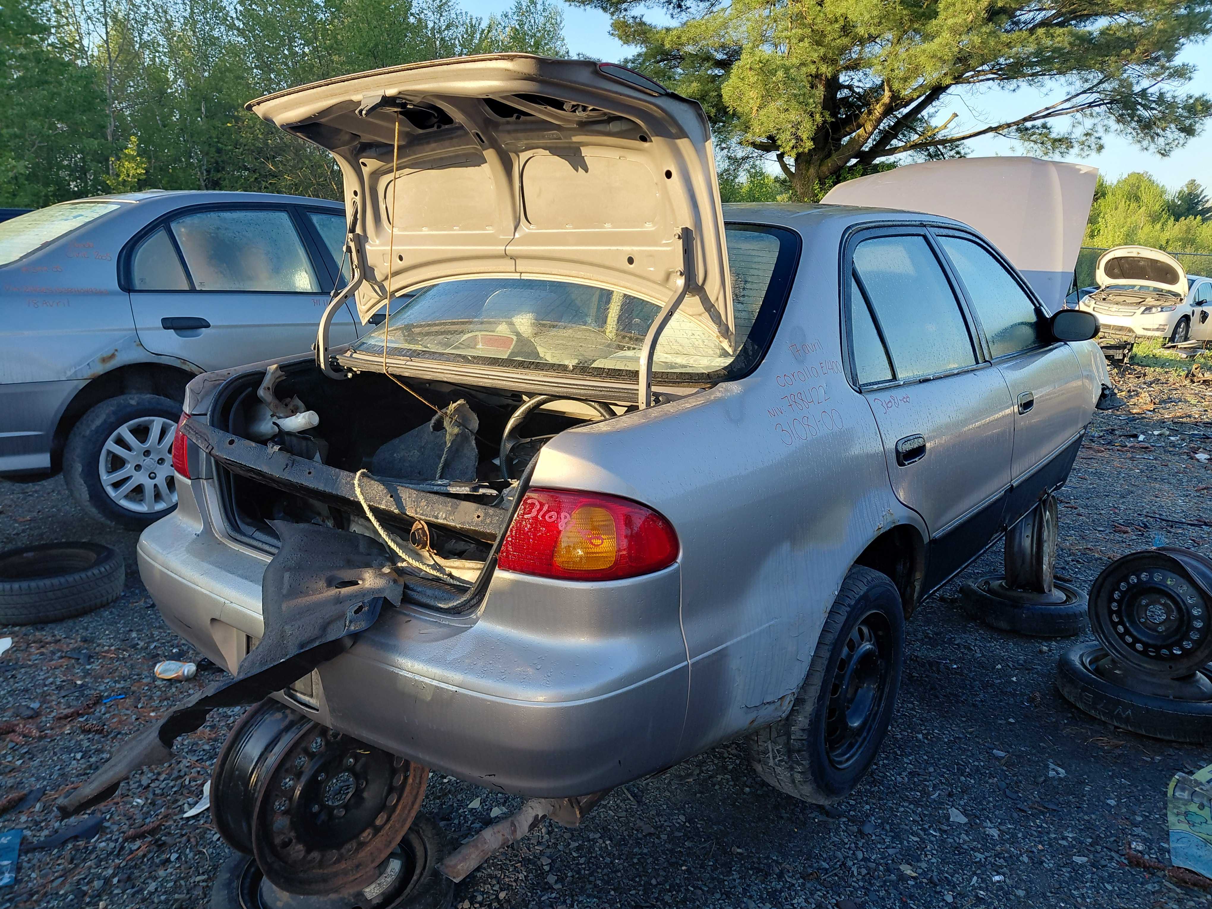TOYOTA COROLLA 2000