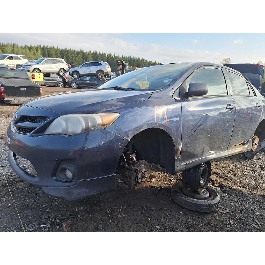 TOYOTA COROLLA 2011