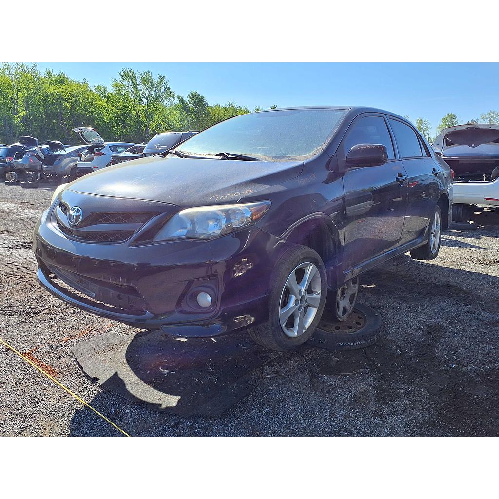 TOYOTA COROLLA 2013