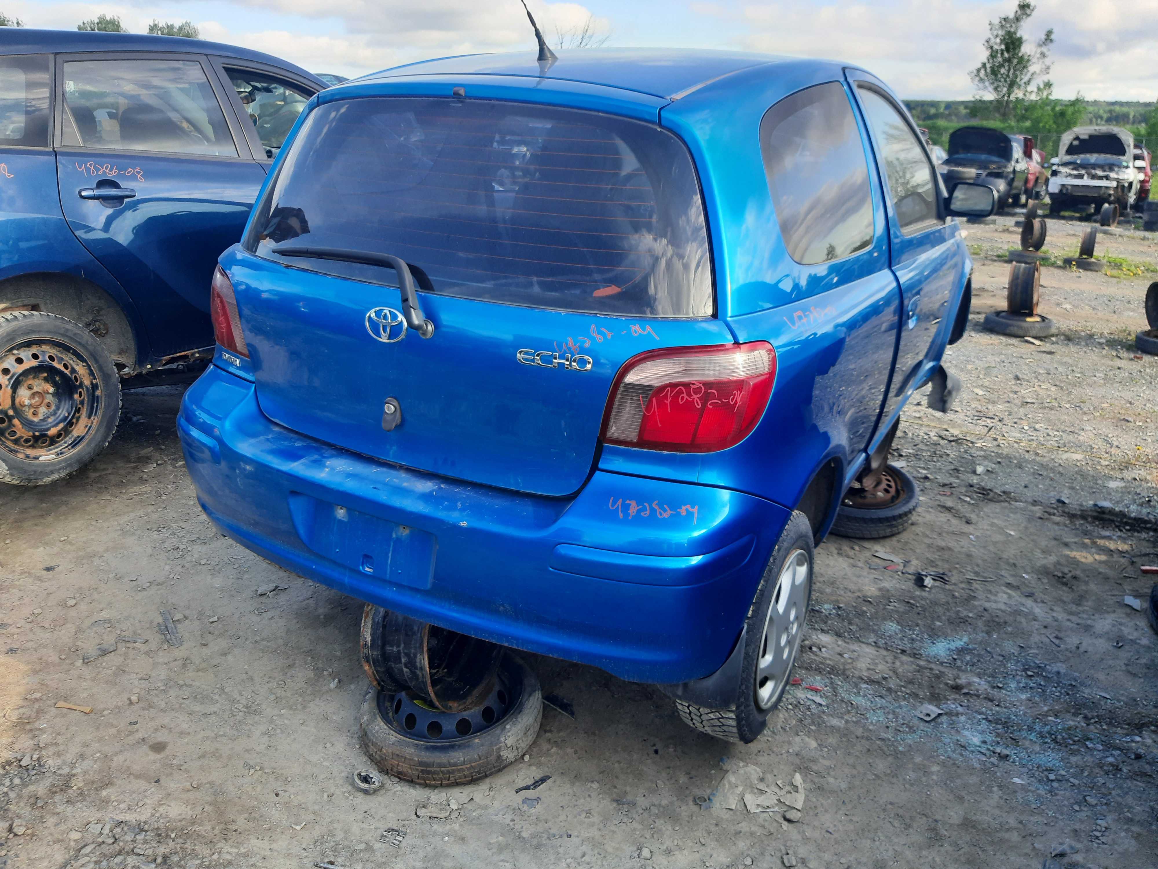 TOYOTA ECHO 2004