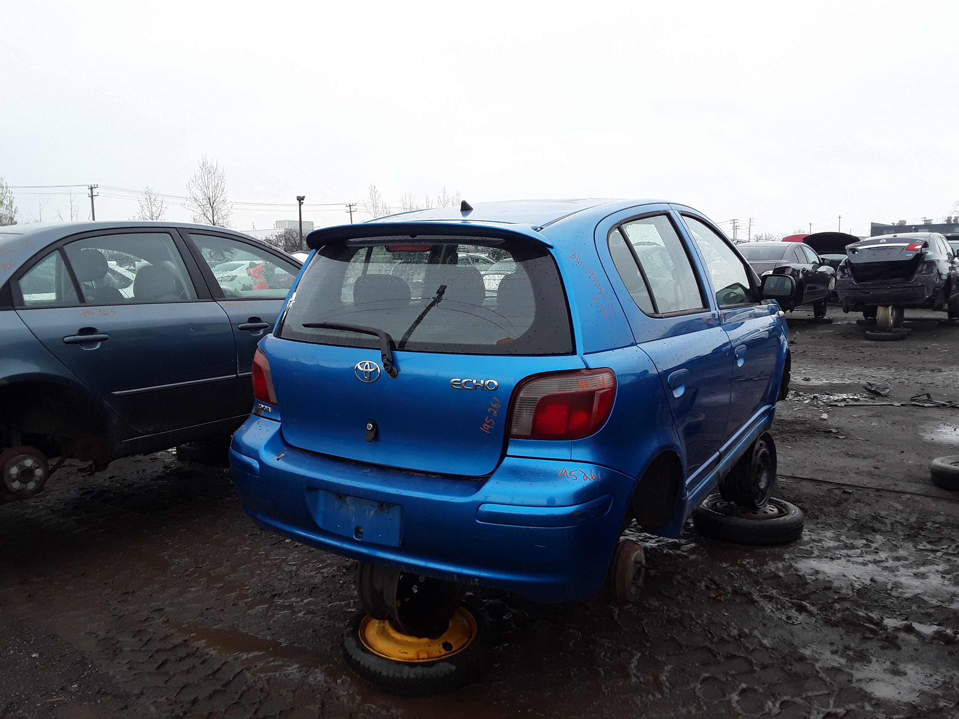 TOYOTA ECHO 2005