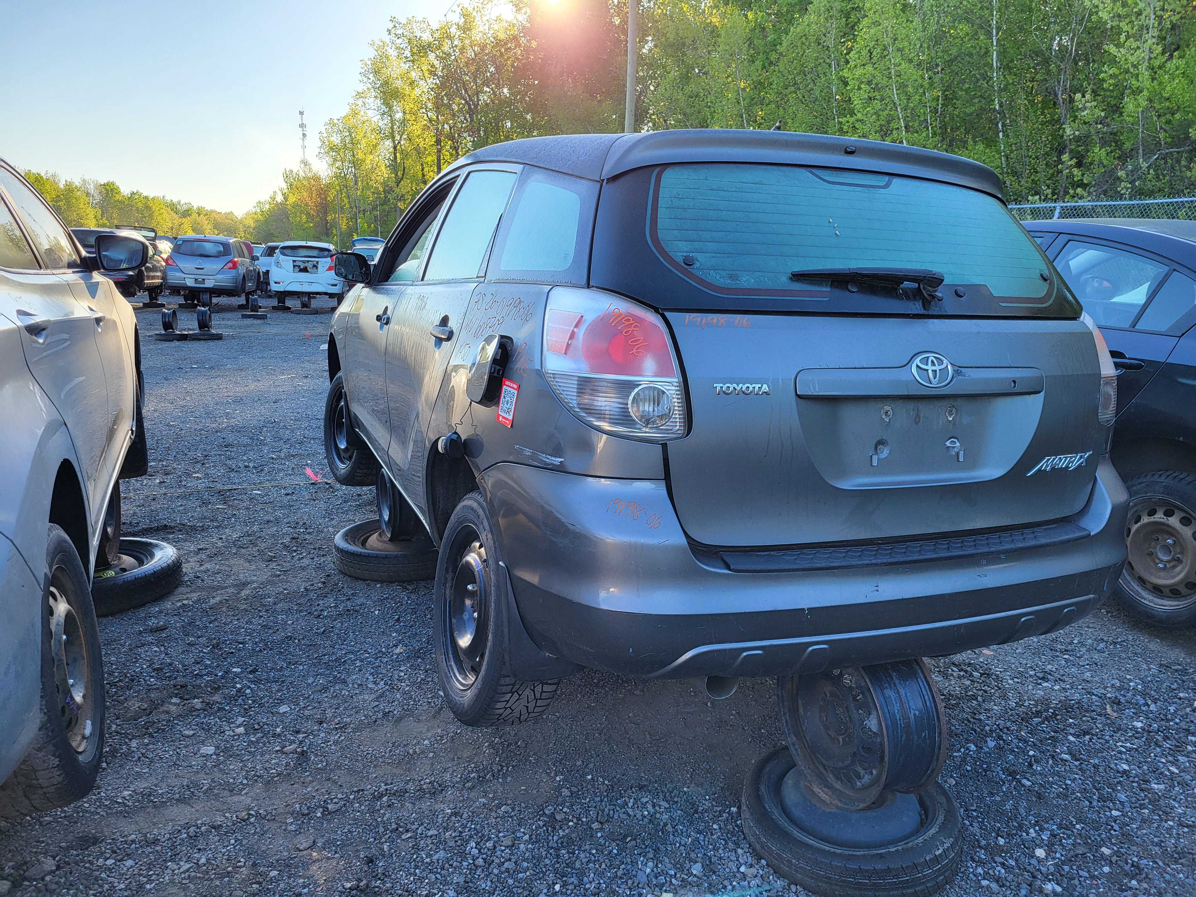 TOYOTA MATRIX 2006