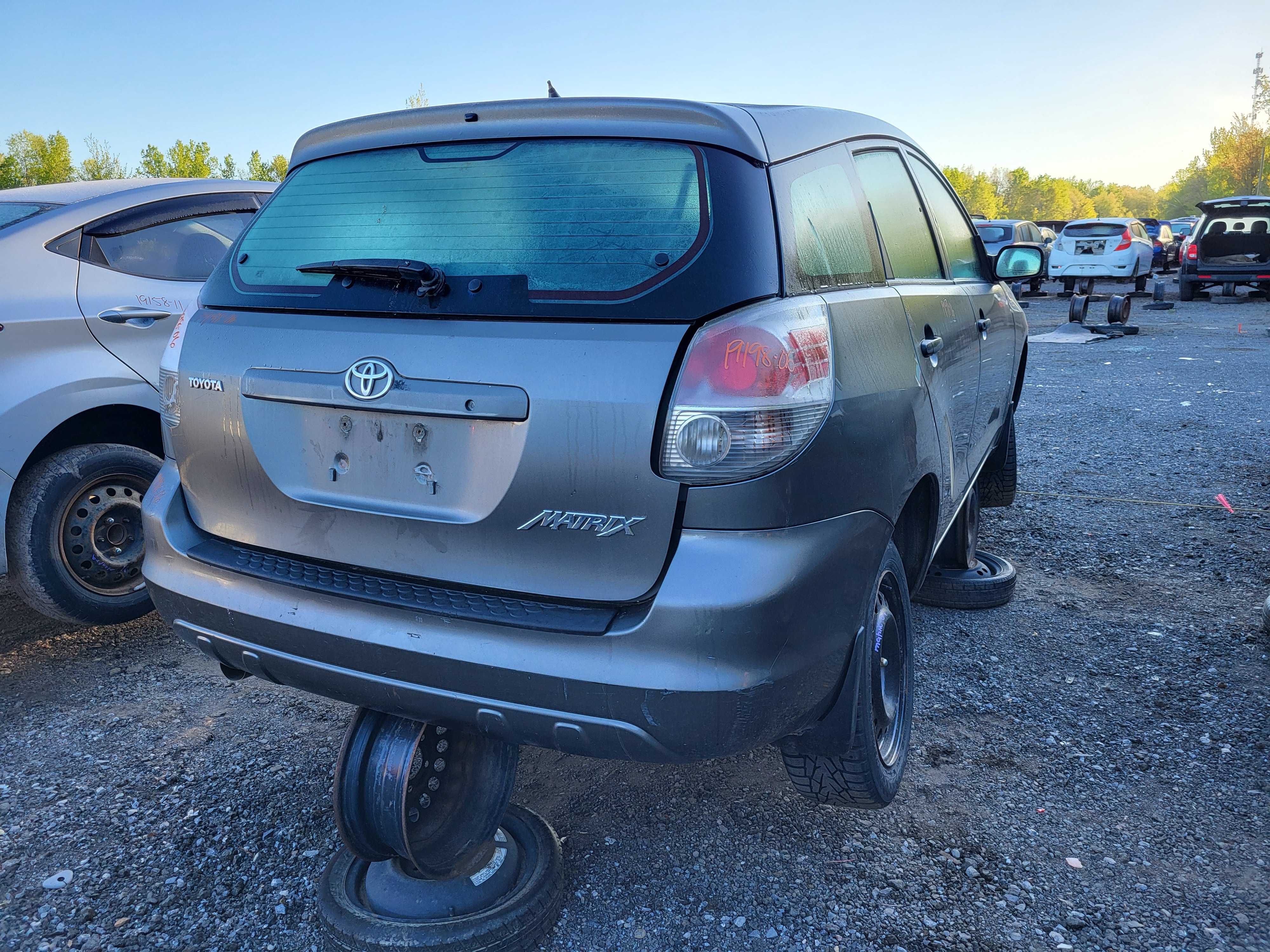 TOYOTA MATRIX 2006