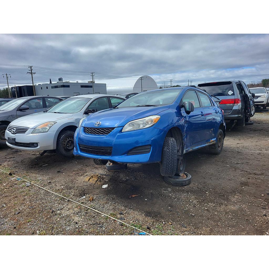 TOYOTA MATRIX 2010