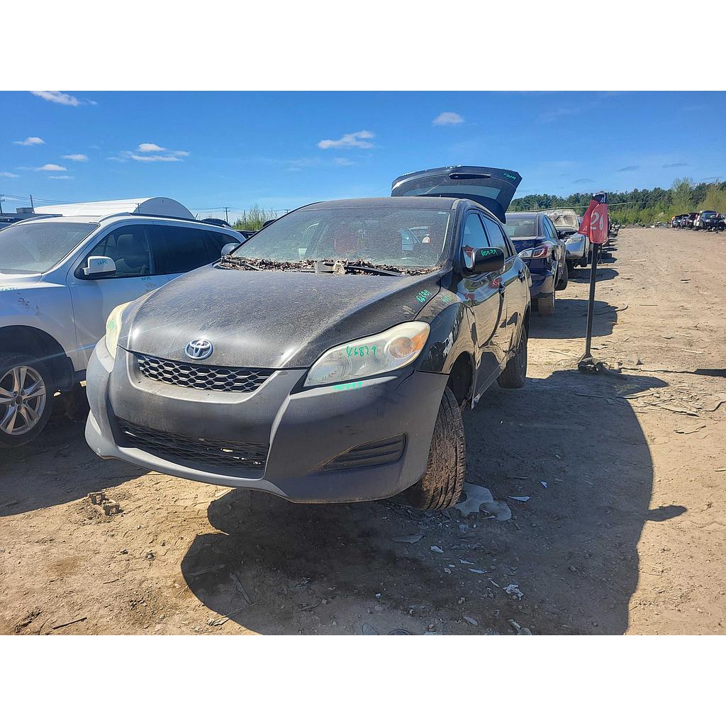 TOYOTA MATRIX 2010