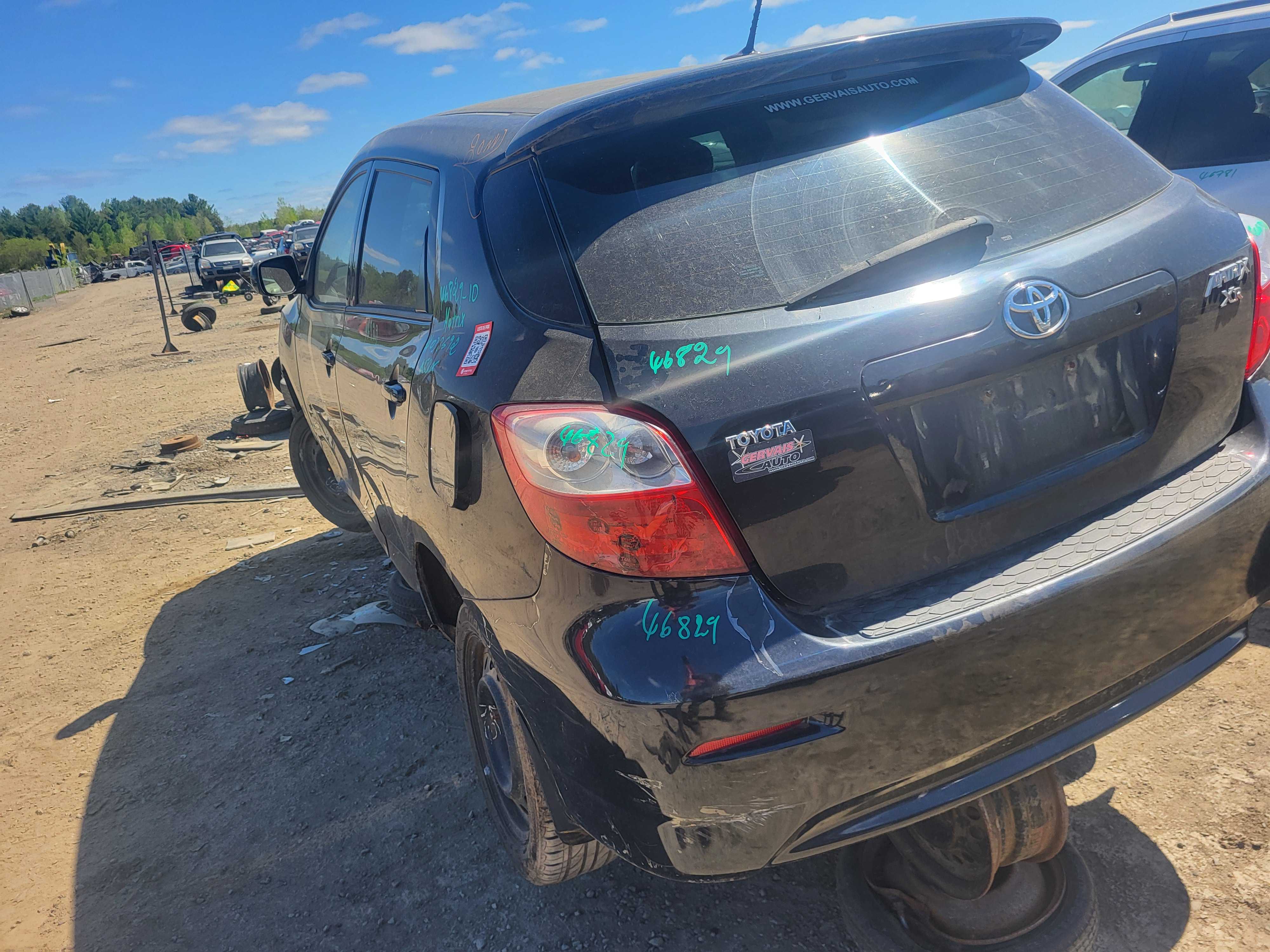 TOYOTA MATRIX 2010