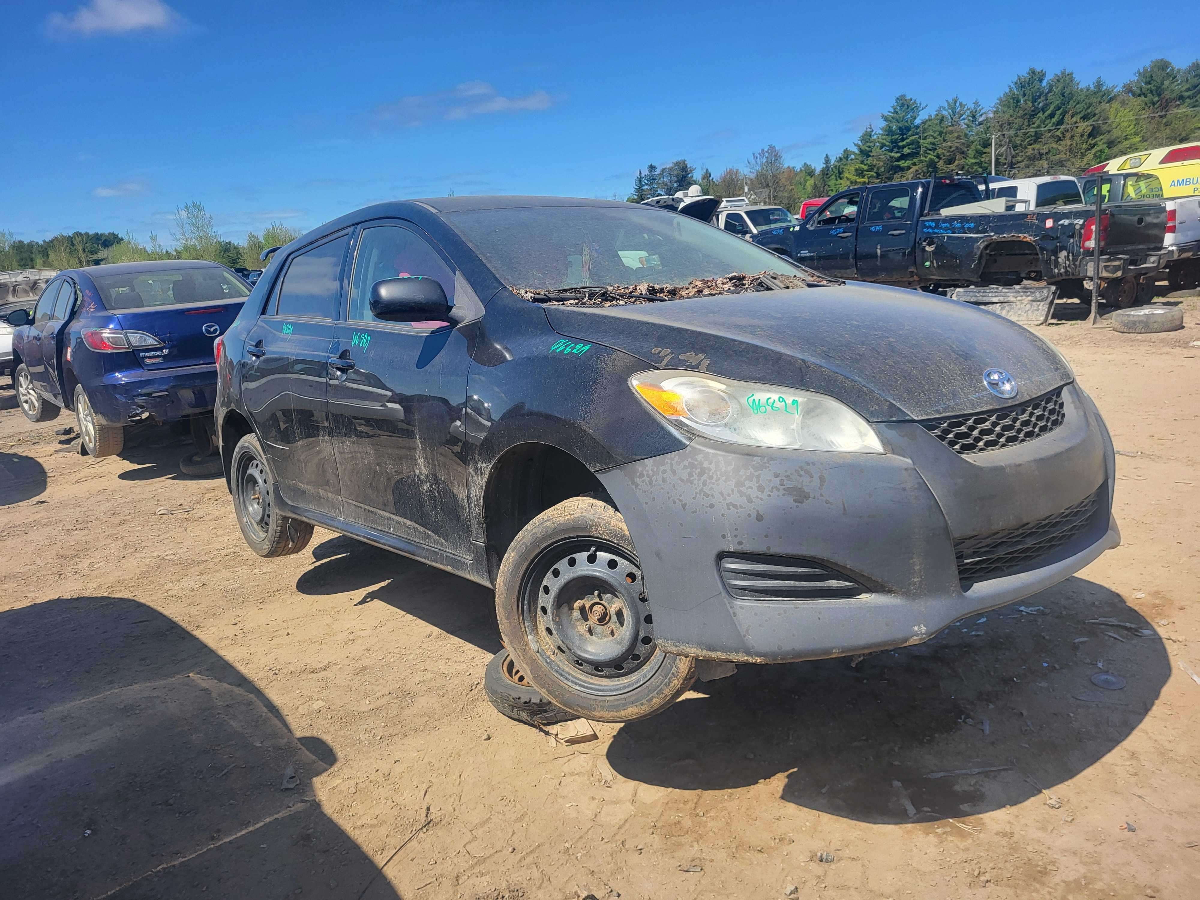 TOYOTA MATRIX 2010