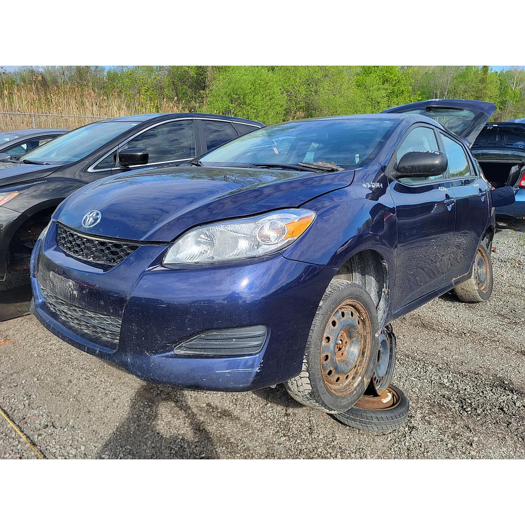TOYOTA MATRIX 2011