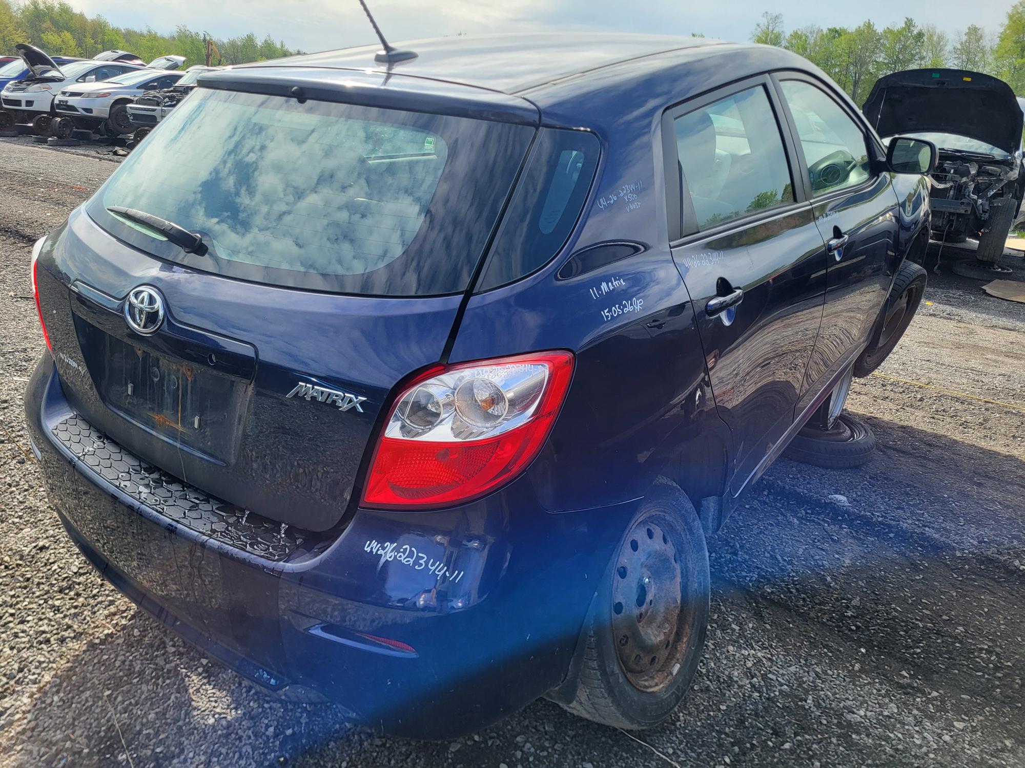 TOYOTA MATRIX 2011