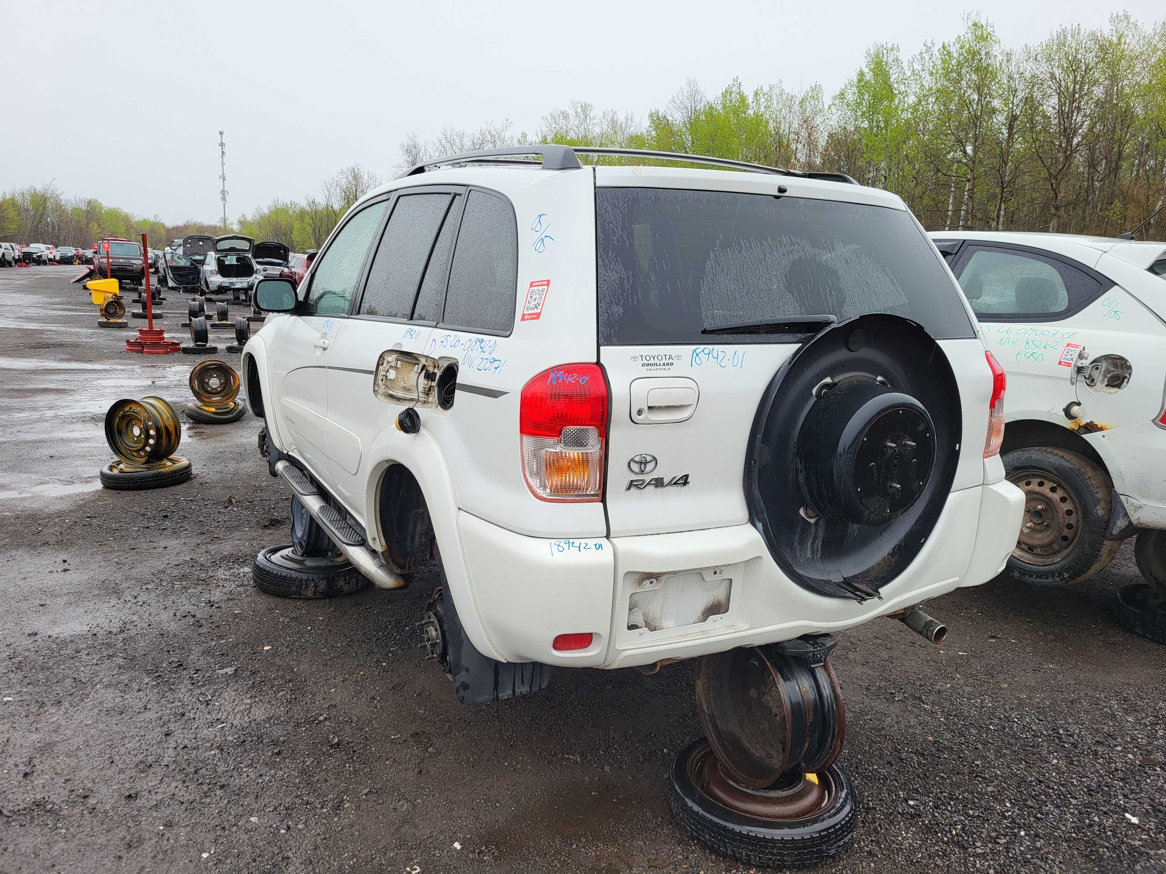 TOYOTA RAV4 2001