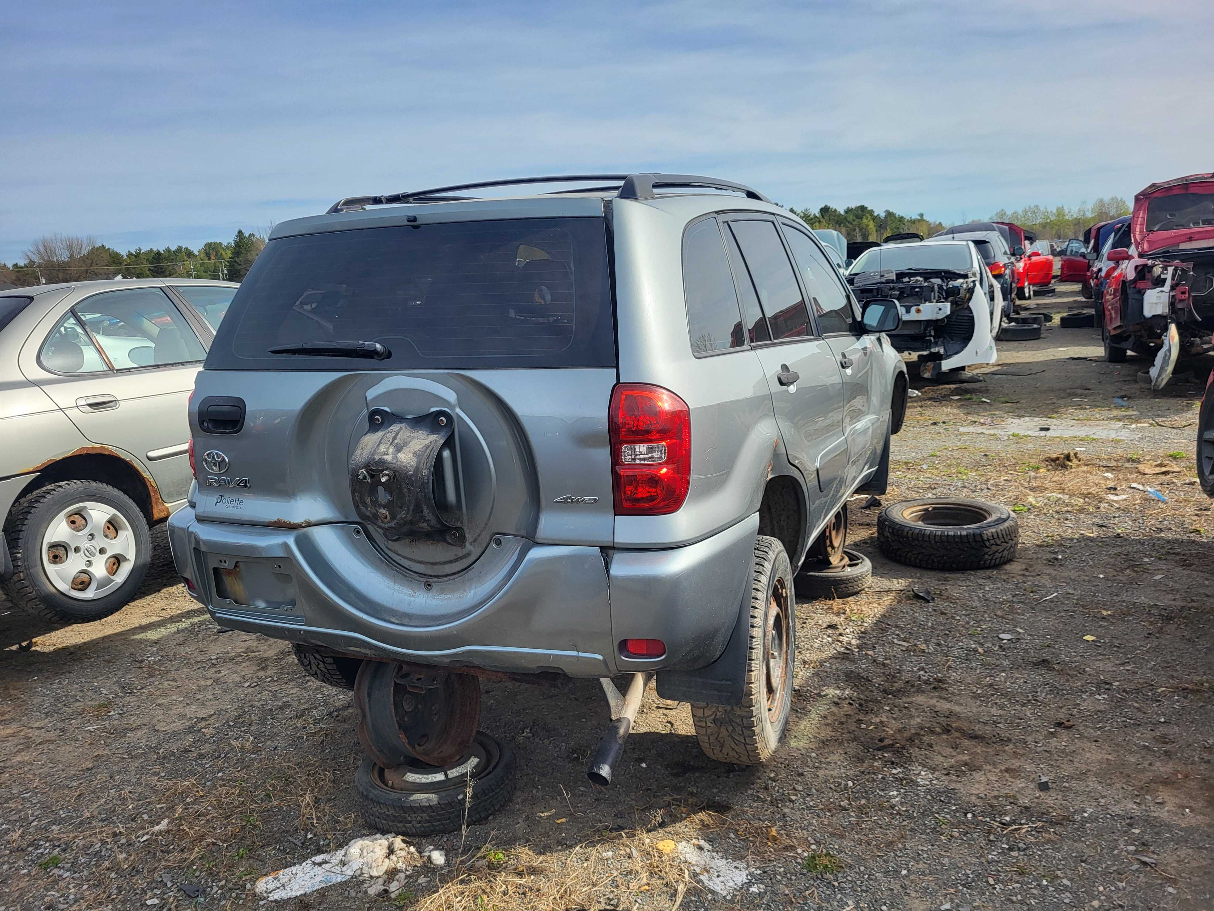 TOYOTA RAV4 2004