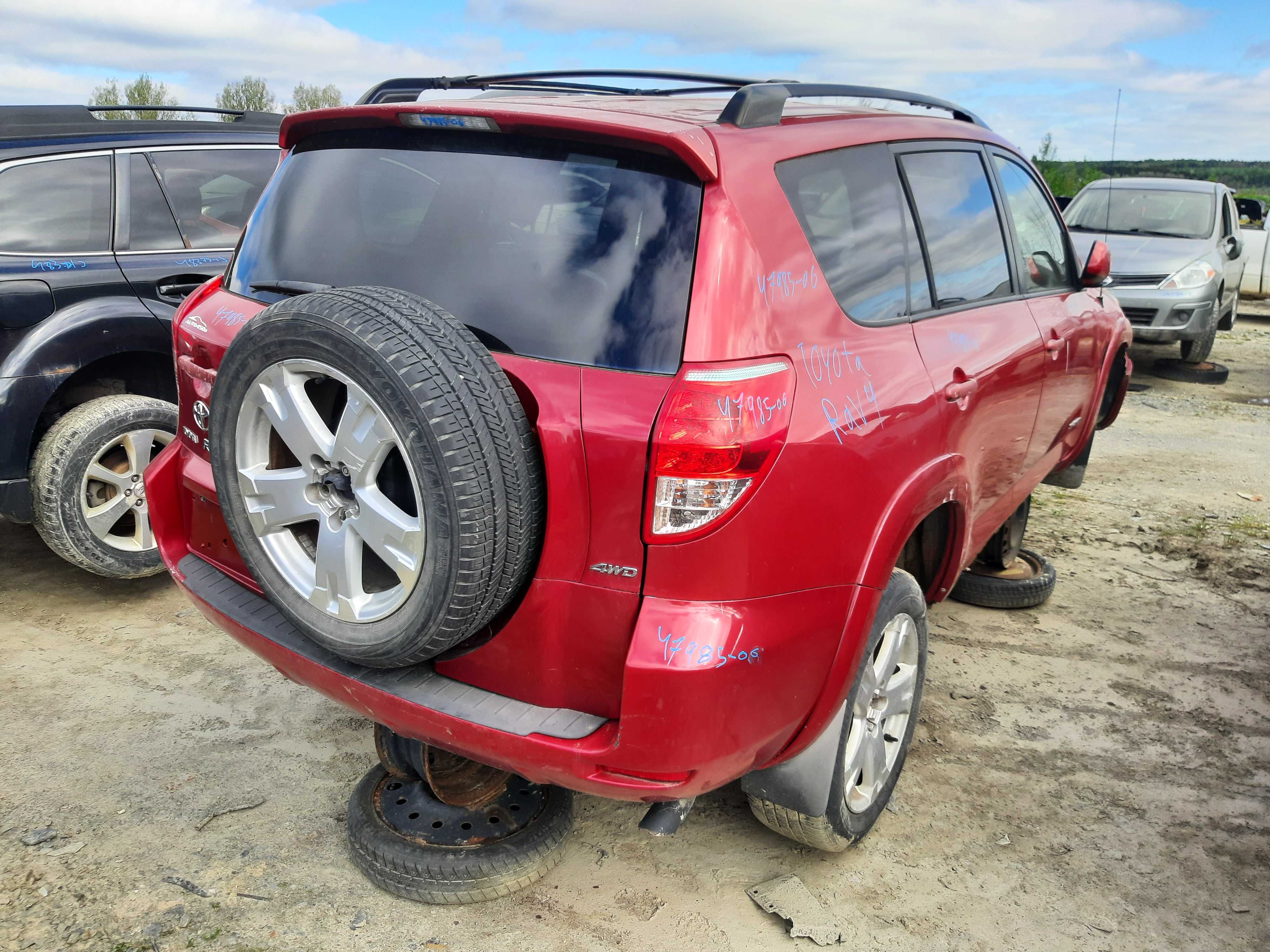 TOYOTA RAV4 2006