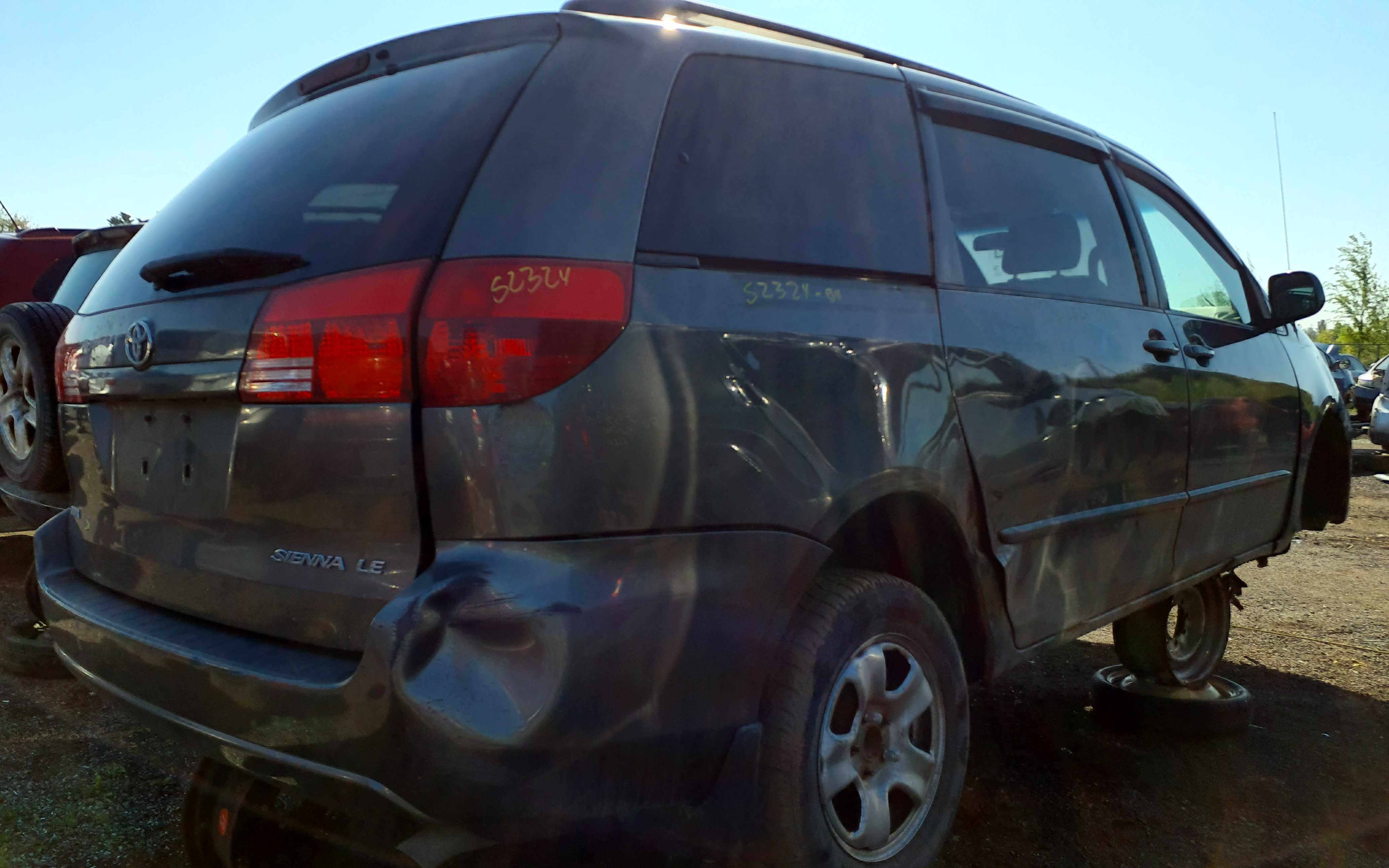 TOYOTA SIENNA 2004