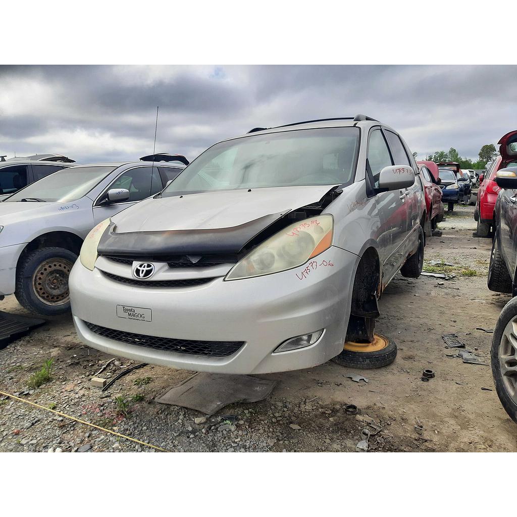 TOYOTA SIENNA 2006