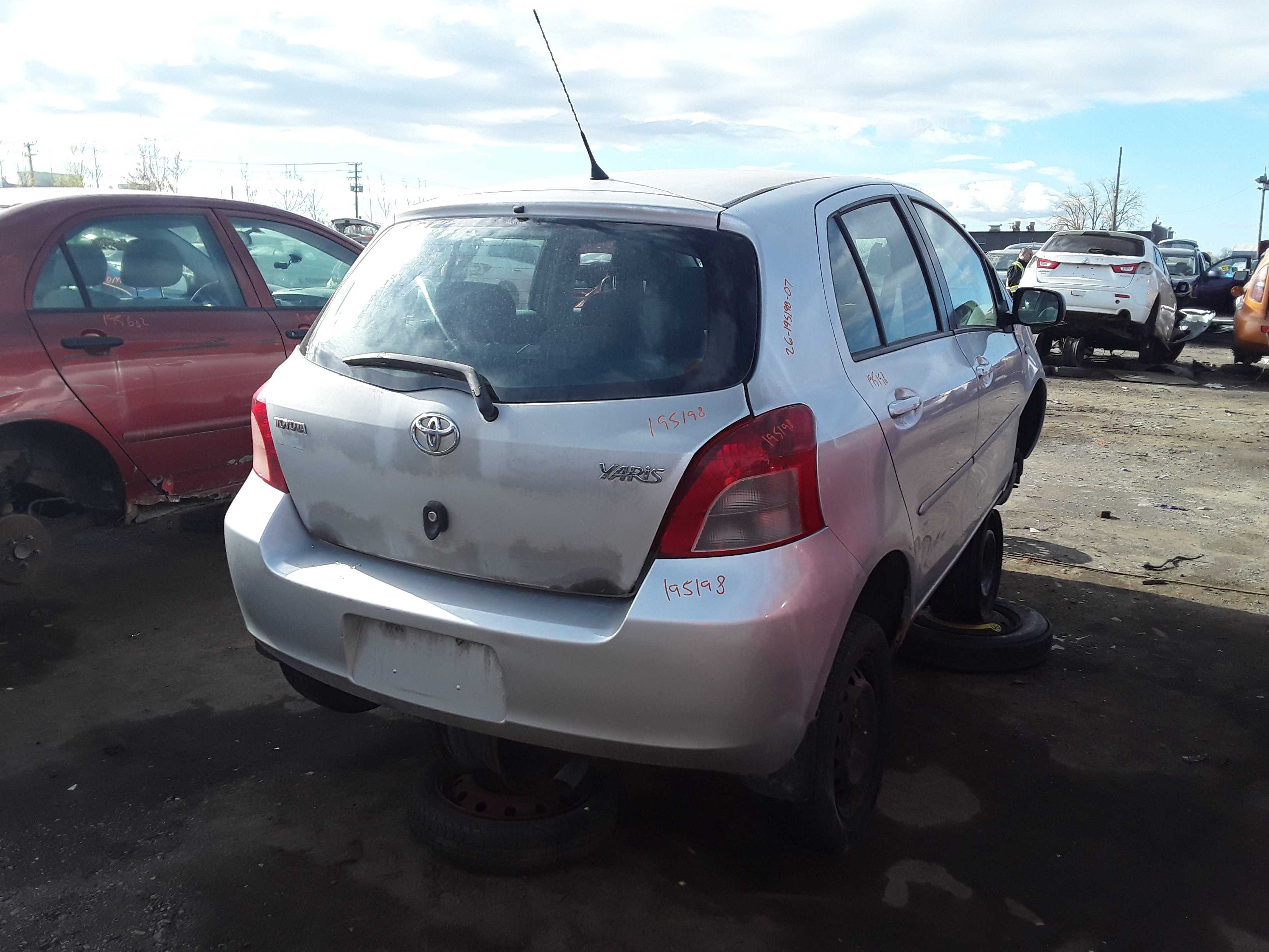 TOYOTA YARIS 2007