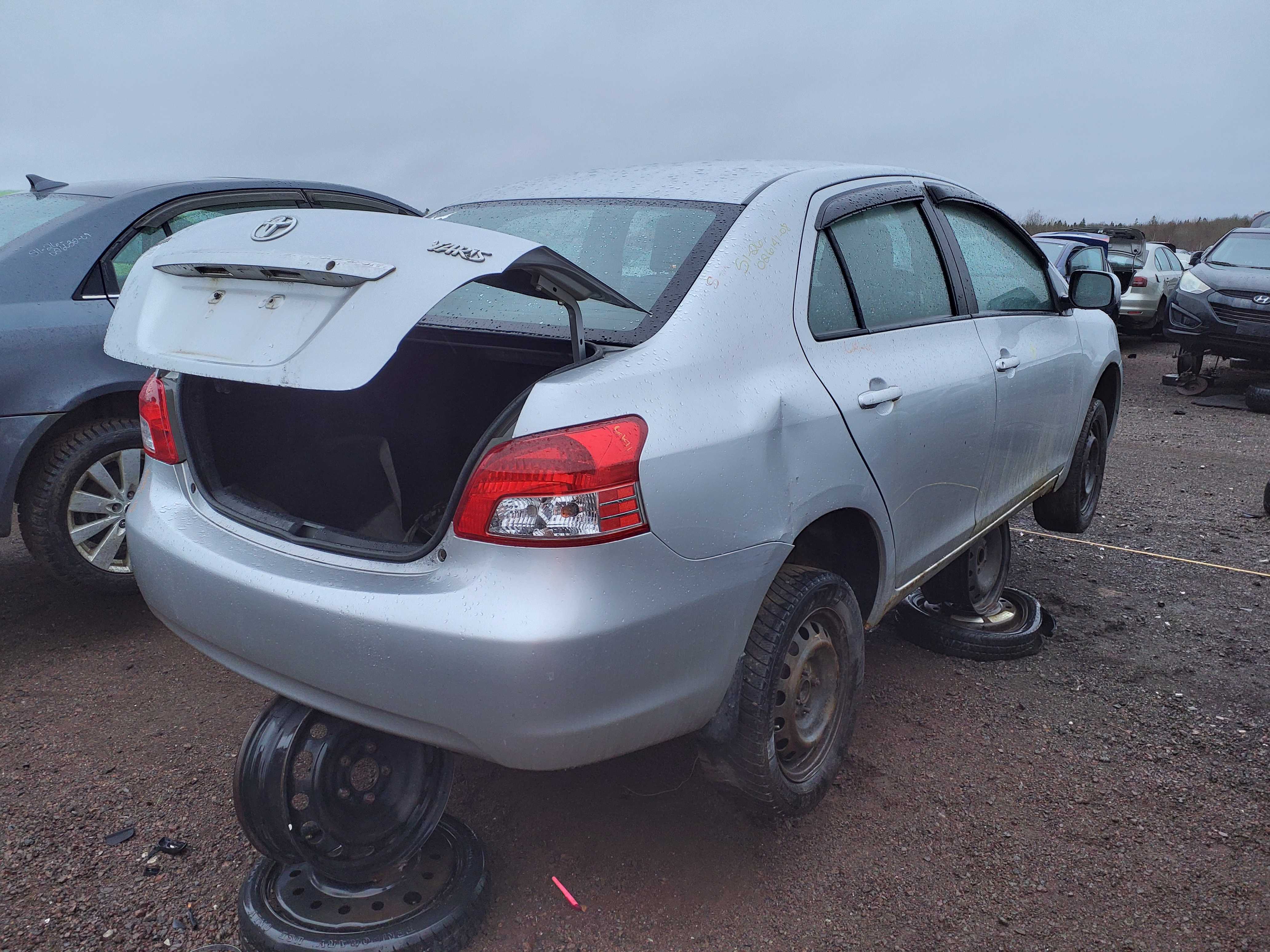 TOYOTA YARIS 2008