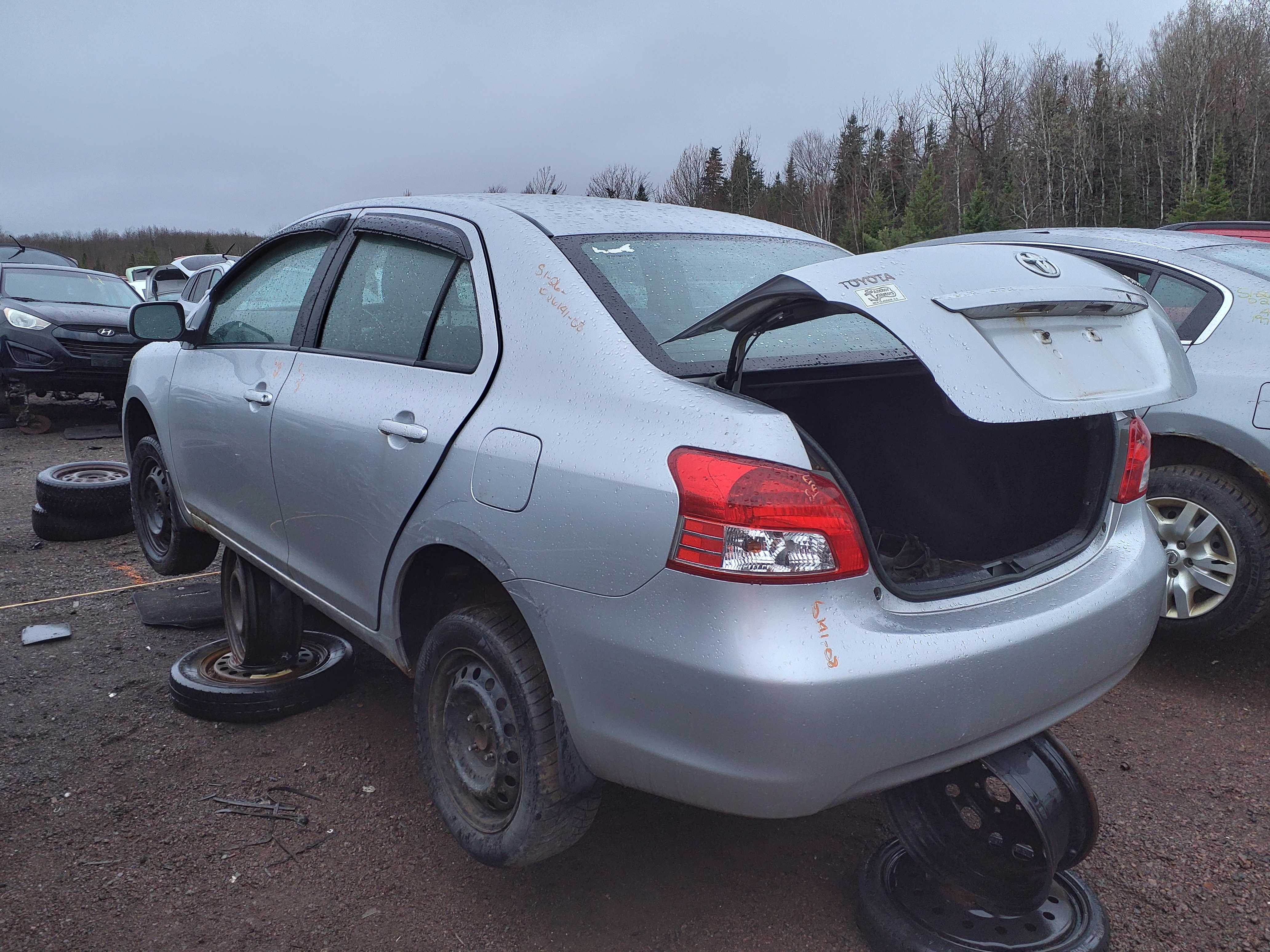 TOYOTA YARIS 2008