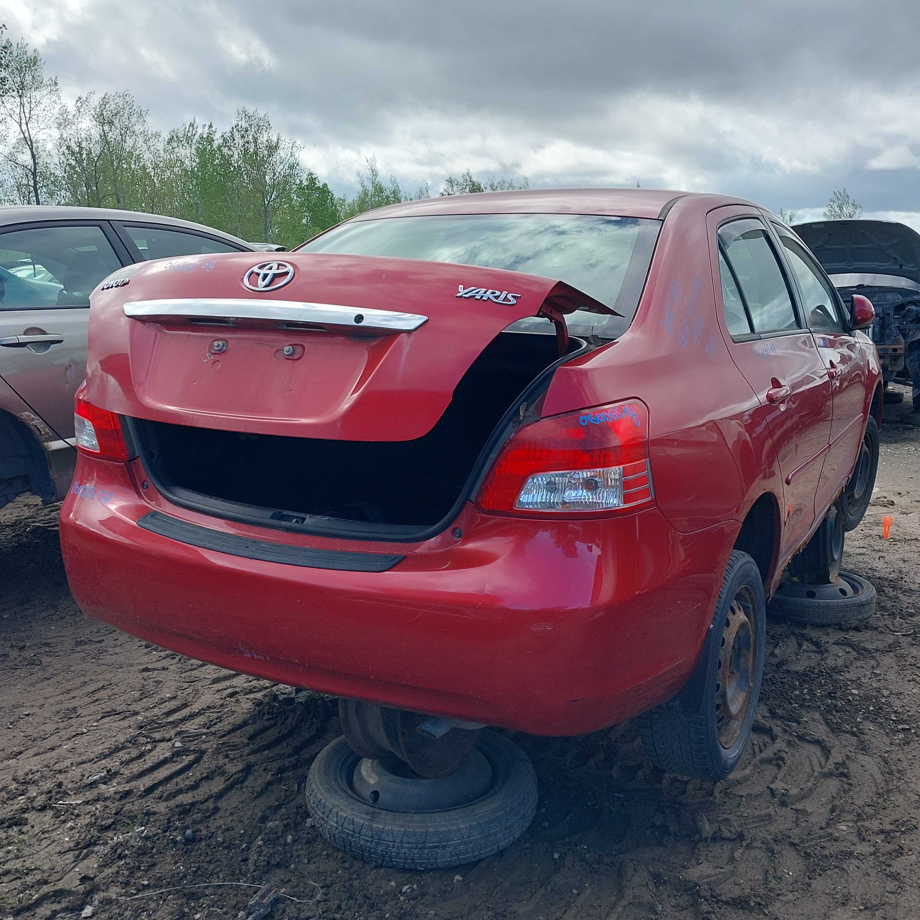 TOYOTA YARIS 2008
