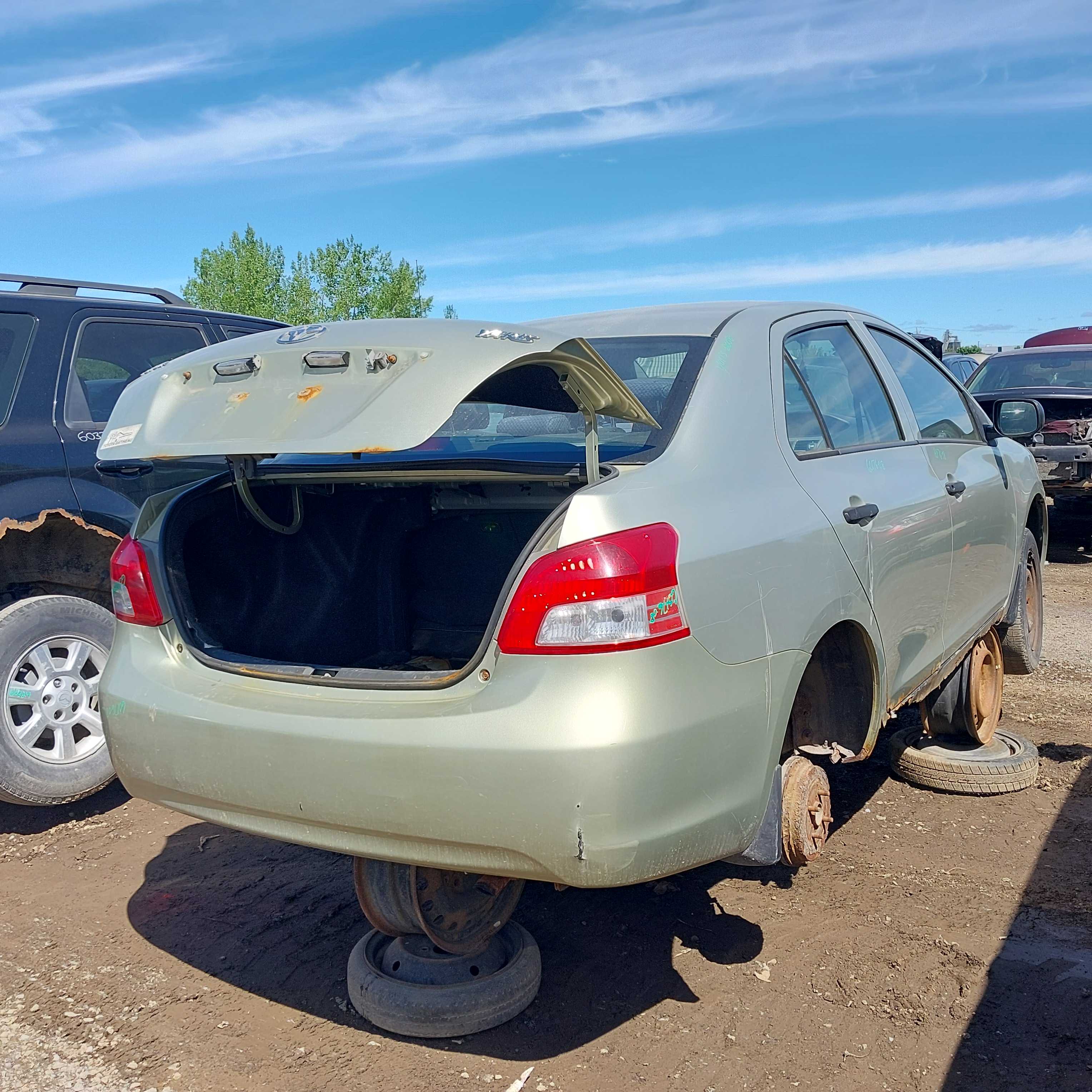 TOYOTA YARIS 2008