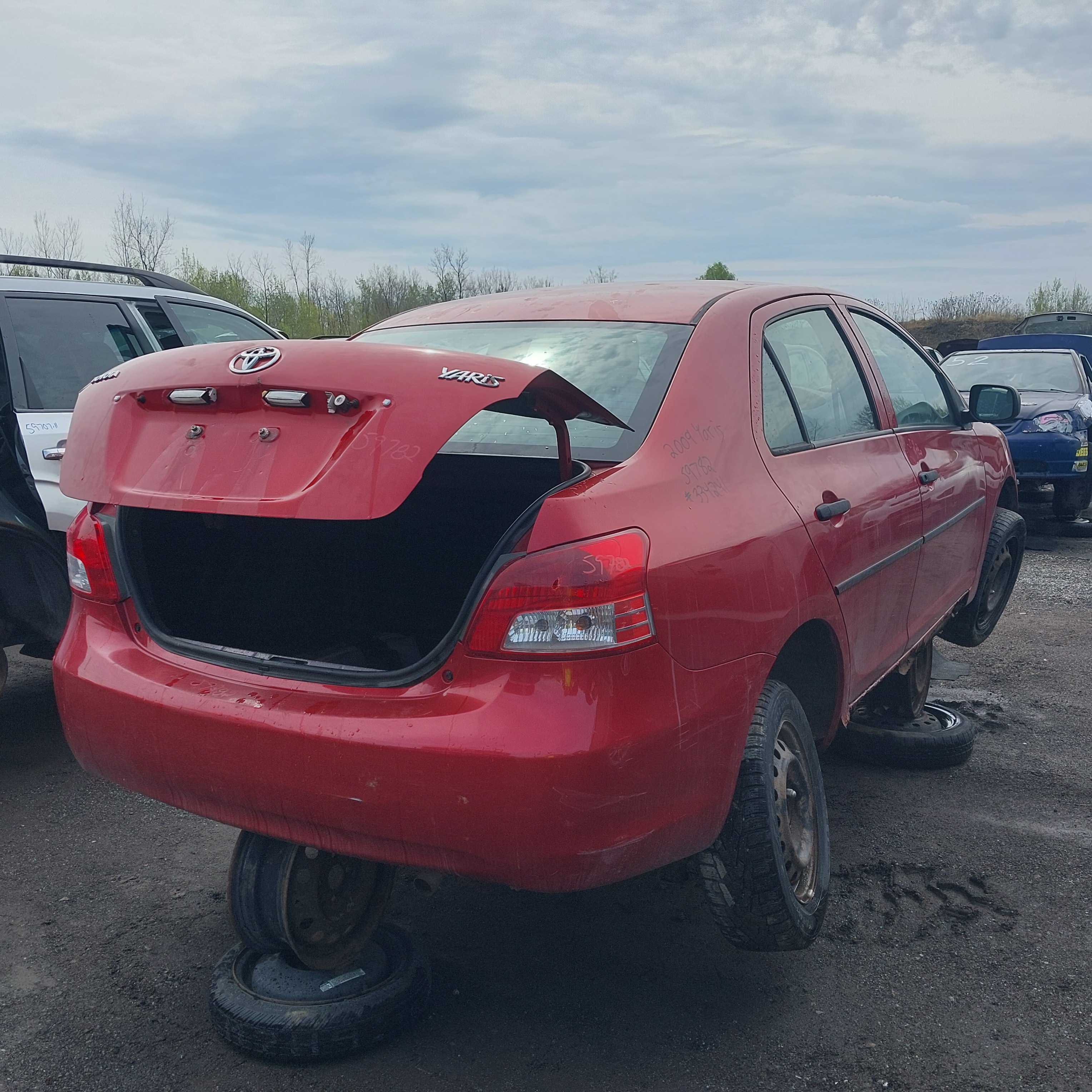 TOYOTA YARIS 2009