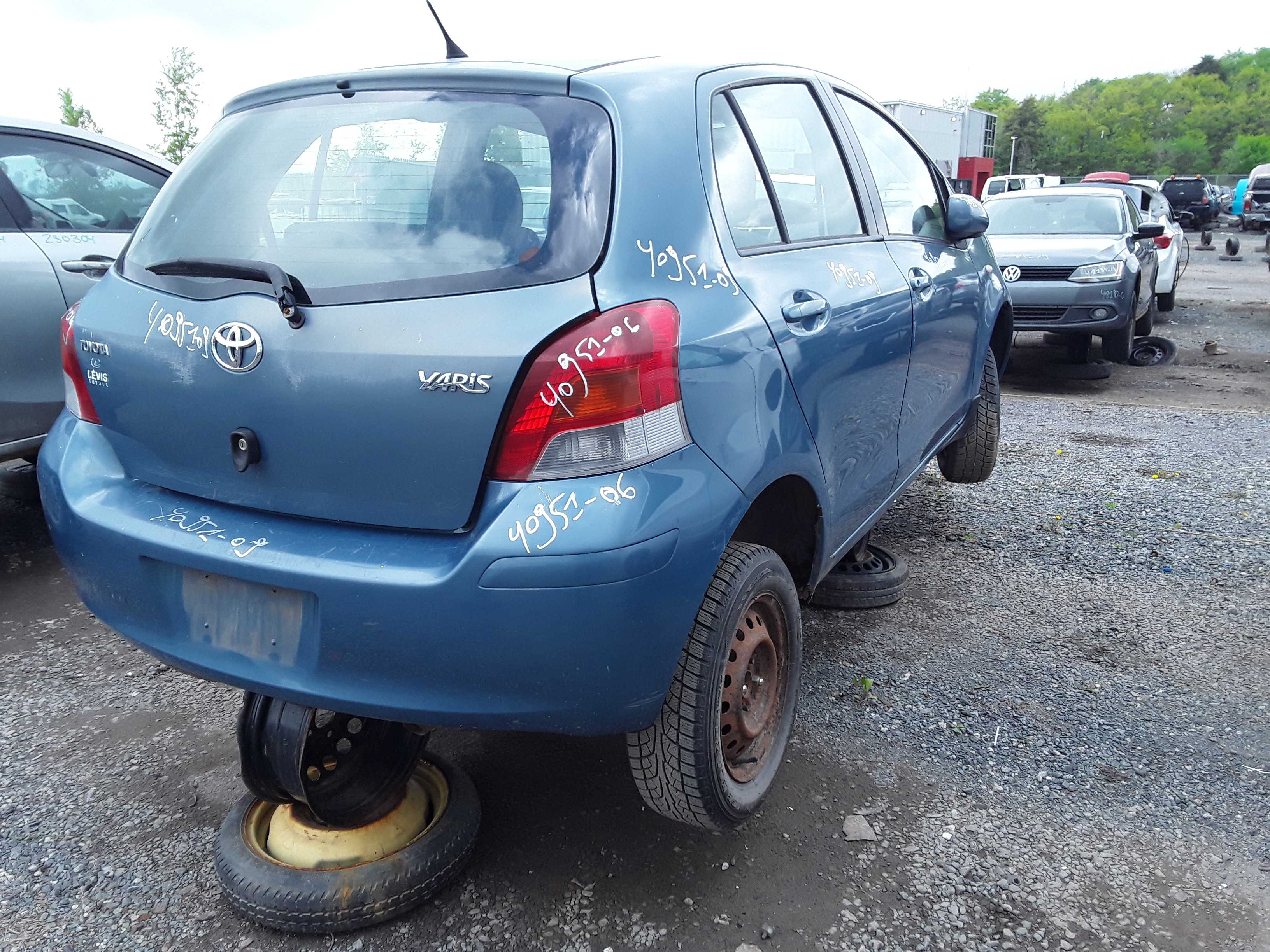 TOYOTA YARIS 2009