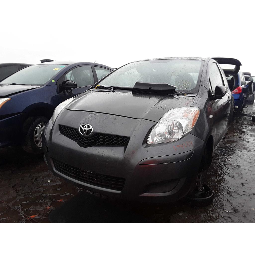 TOYOTA YARIS 2010