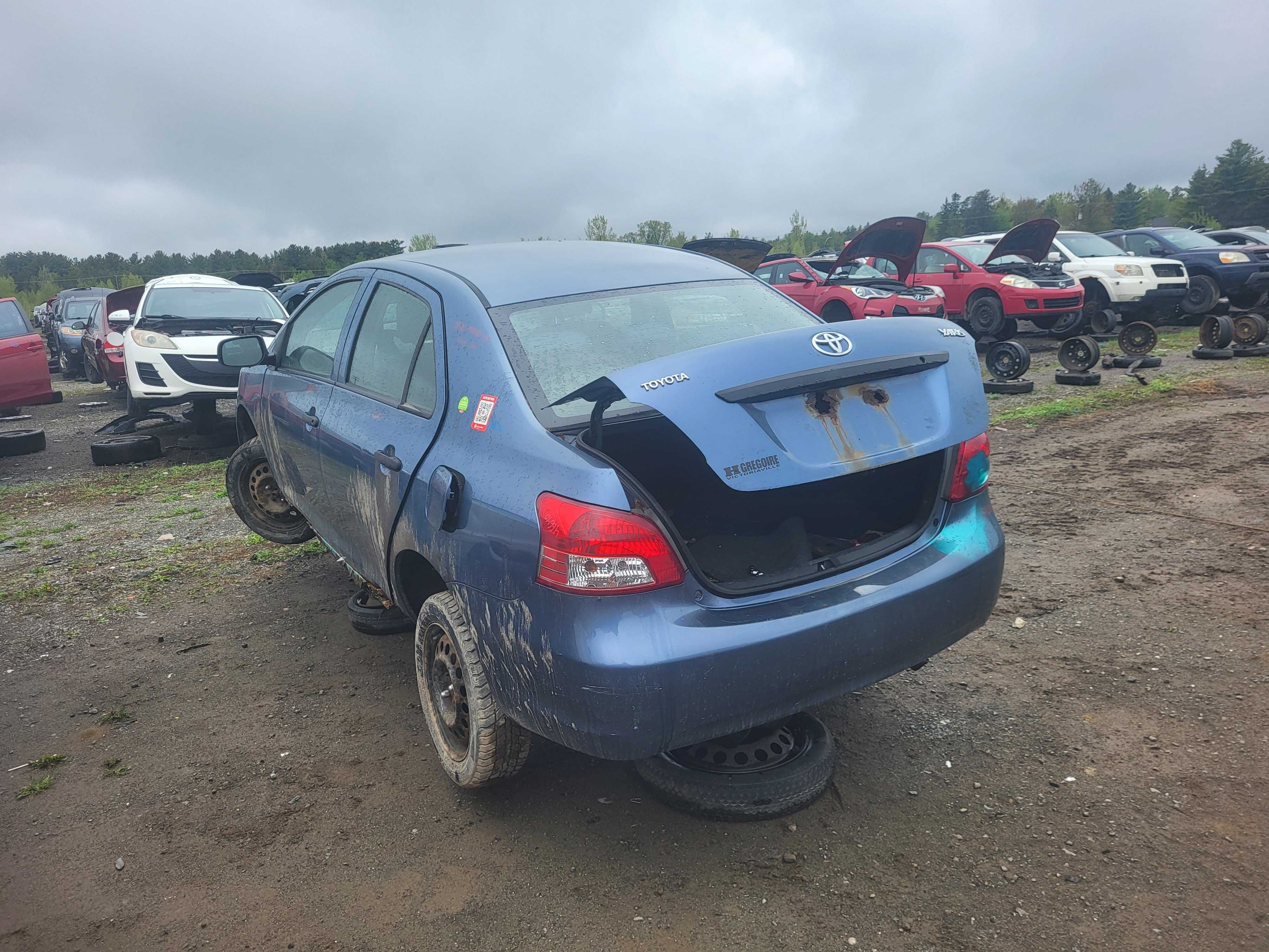 TOYOTA YARIS 2010
