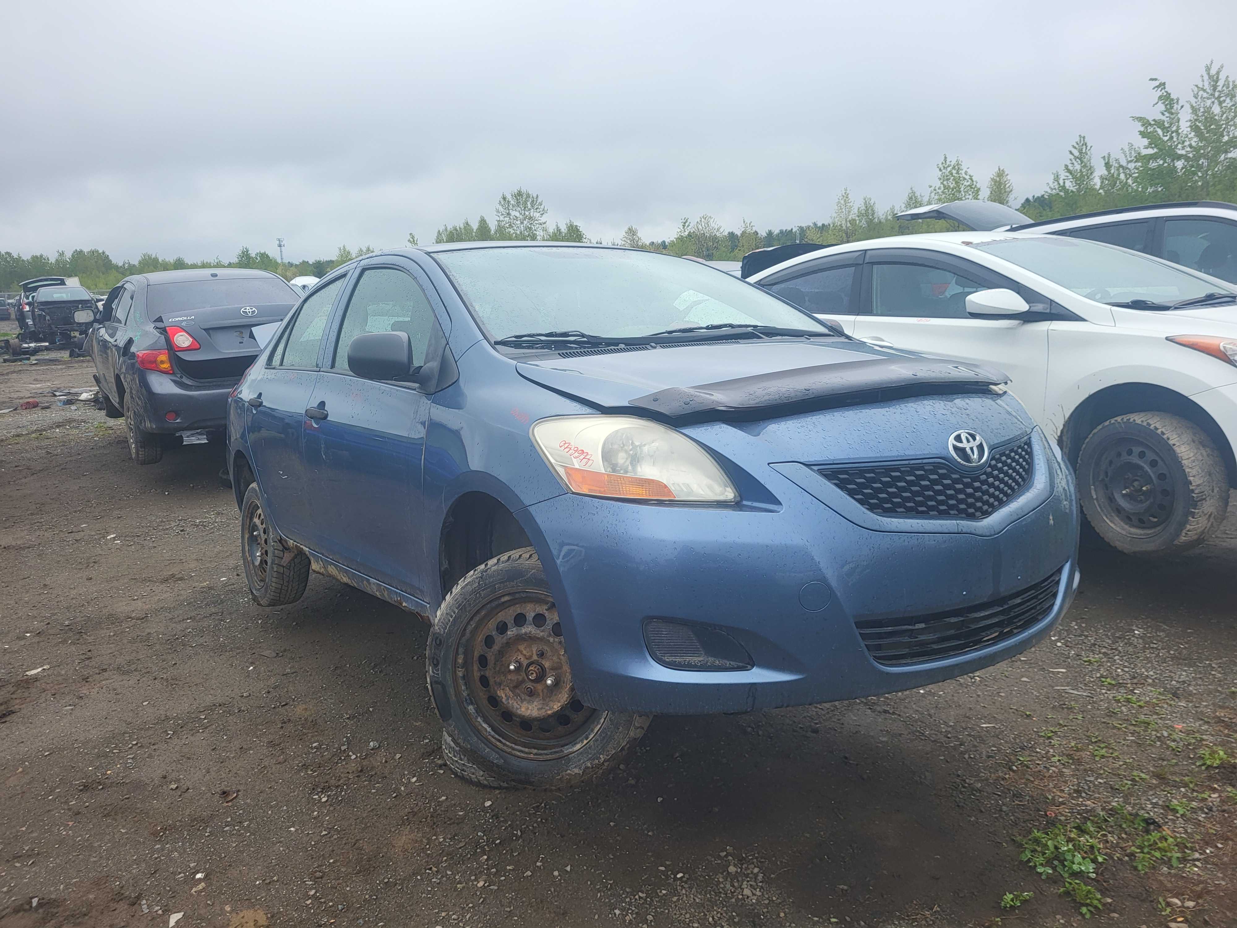 TOYOTA YARIS 2010