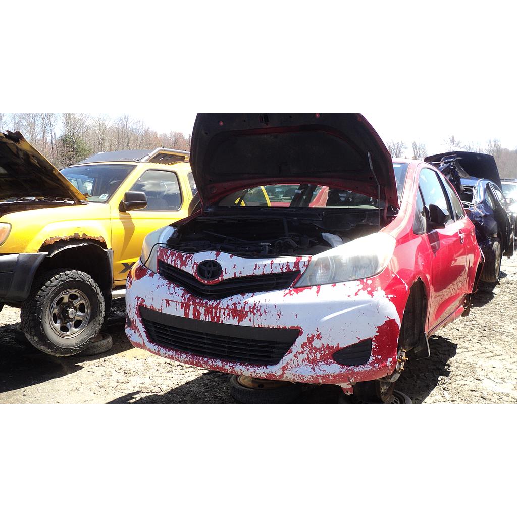 TOYOTA YARIS 2013