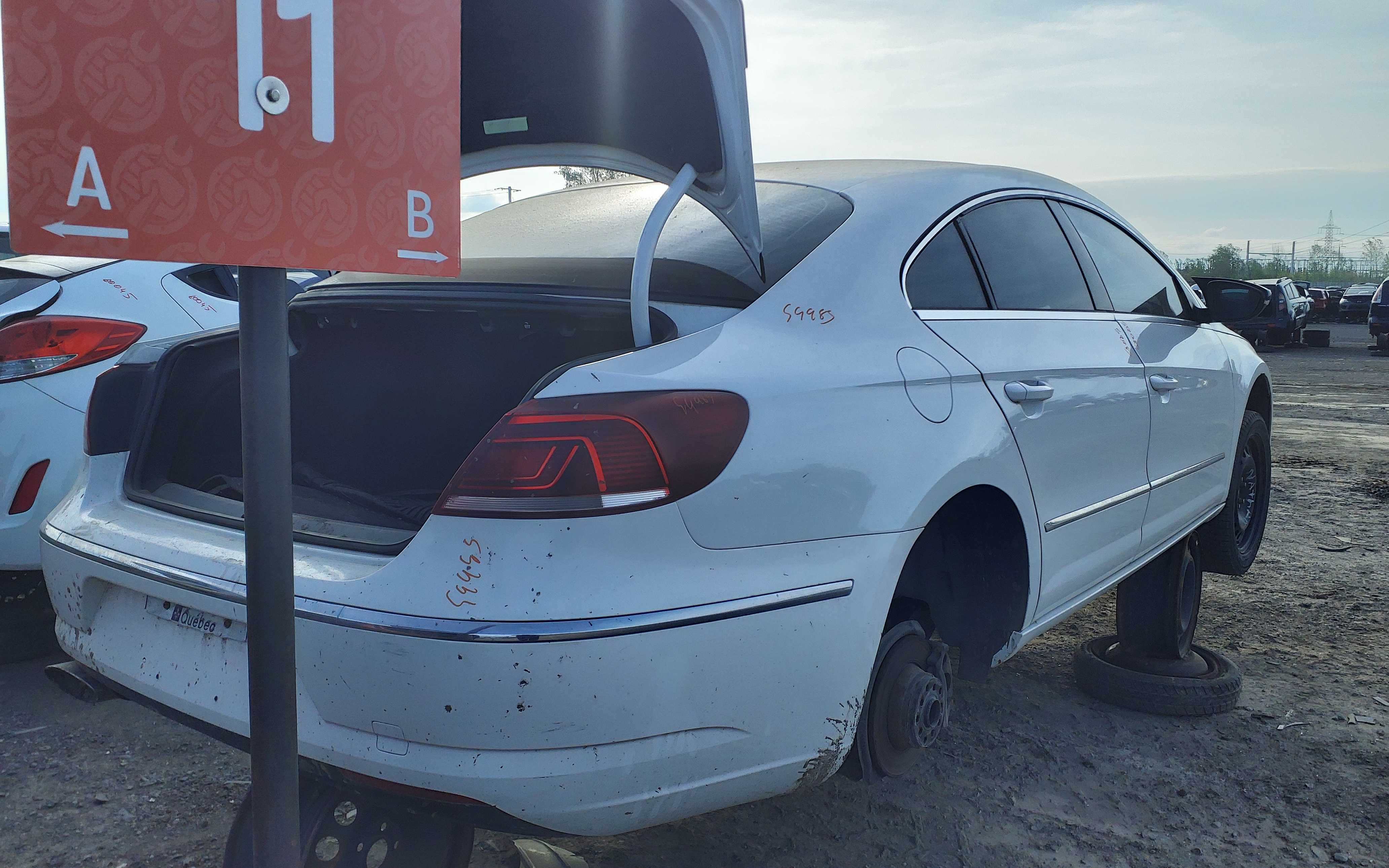 VOLKSWAGEN CC 2013