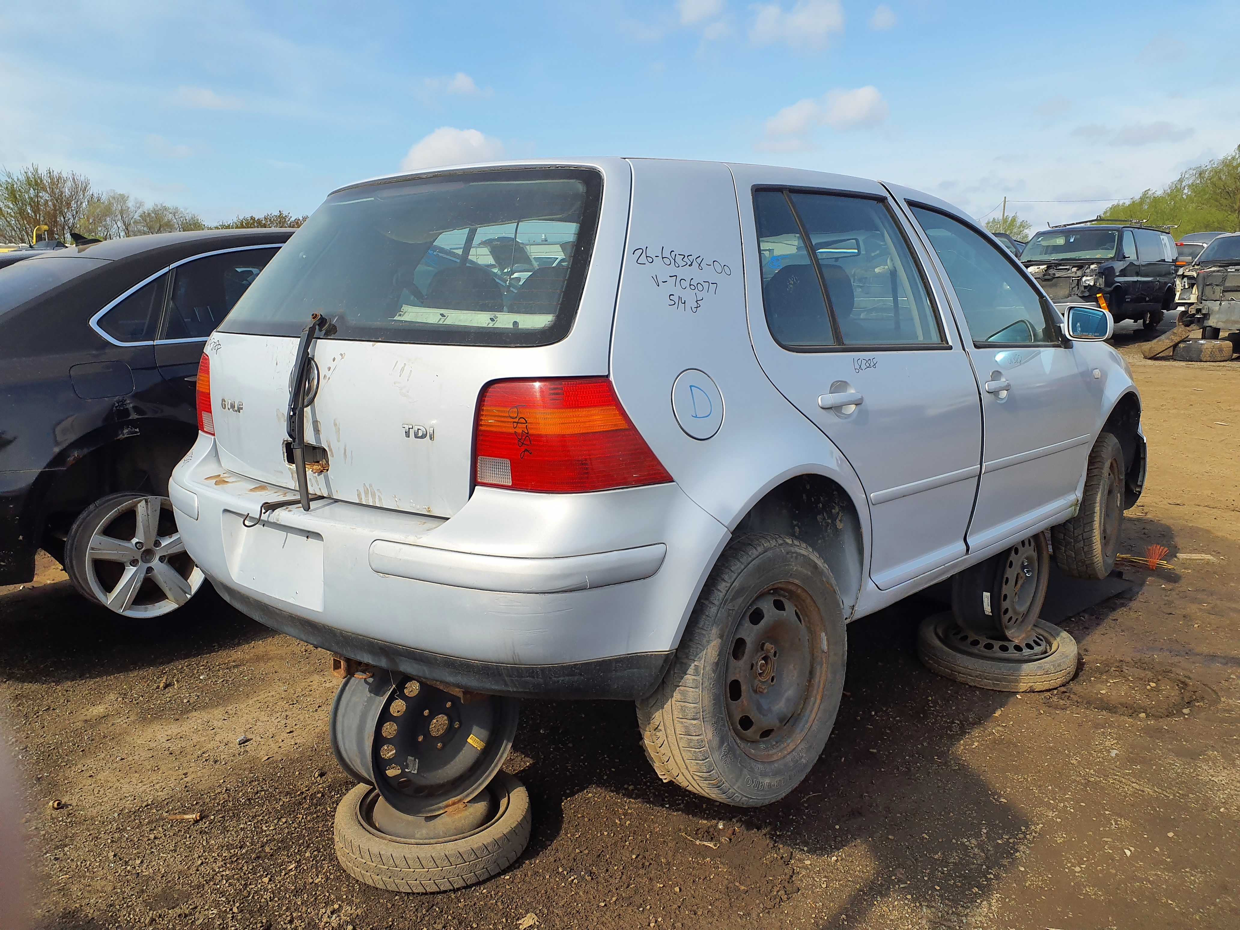 VOLKSWAGEN GOLF 2000