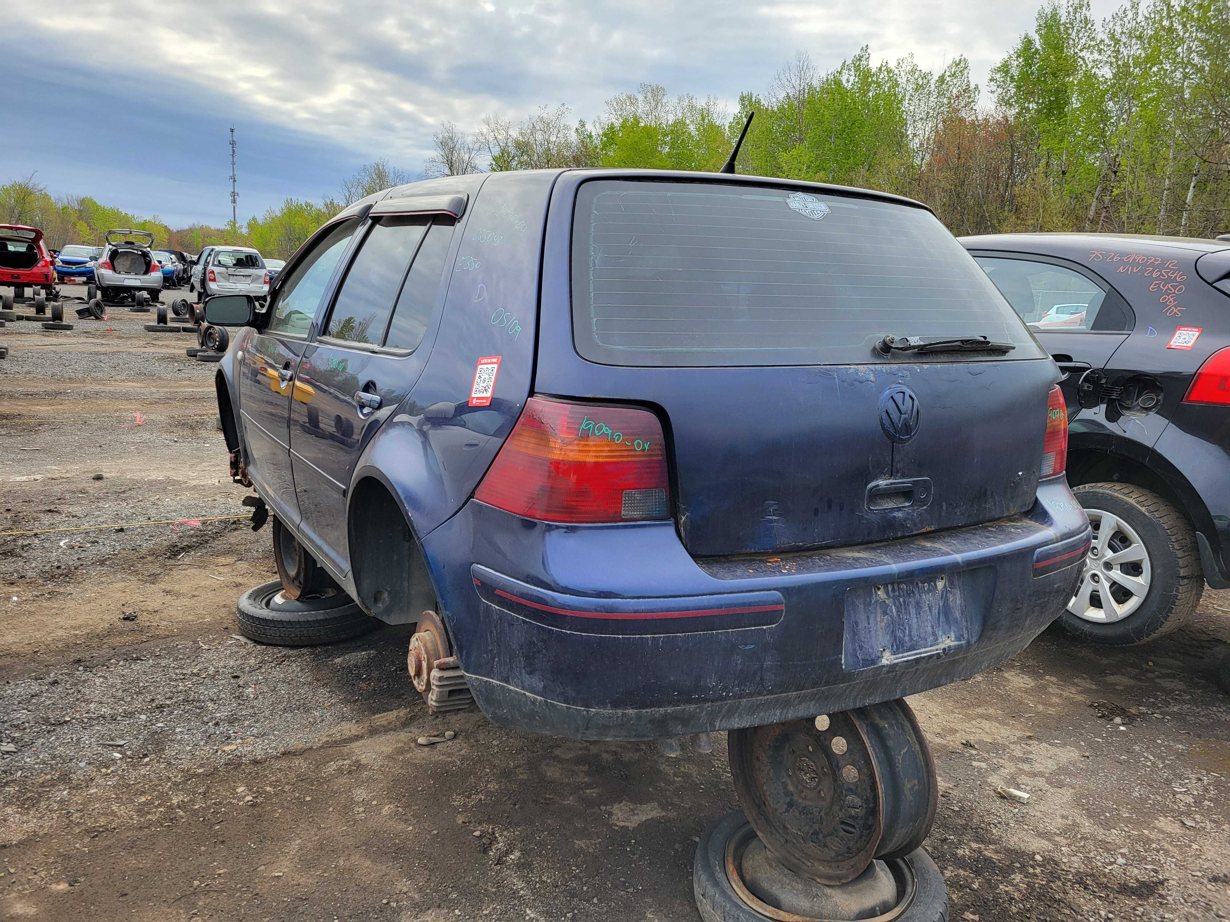 VOLKSWAGEN GOLF 2004