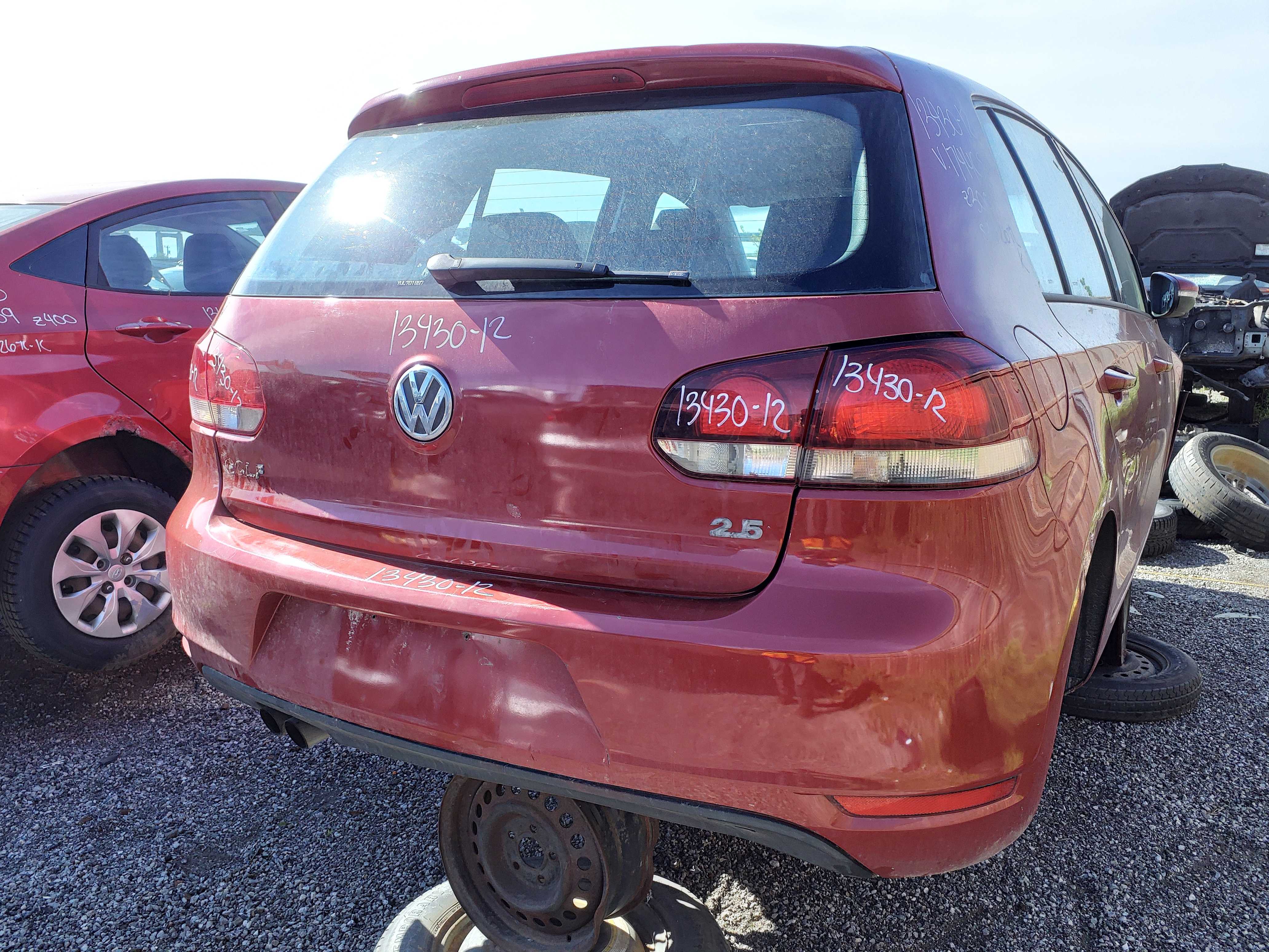 VOLKSWAGEN GOLF 2012