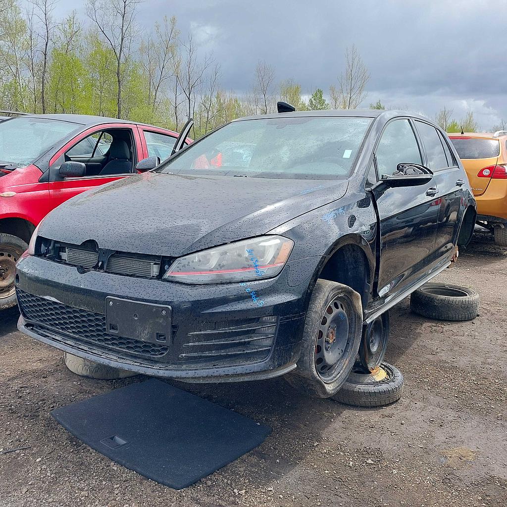 VOLKSWAGEN GOLF 2015