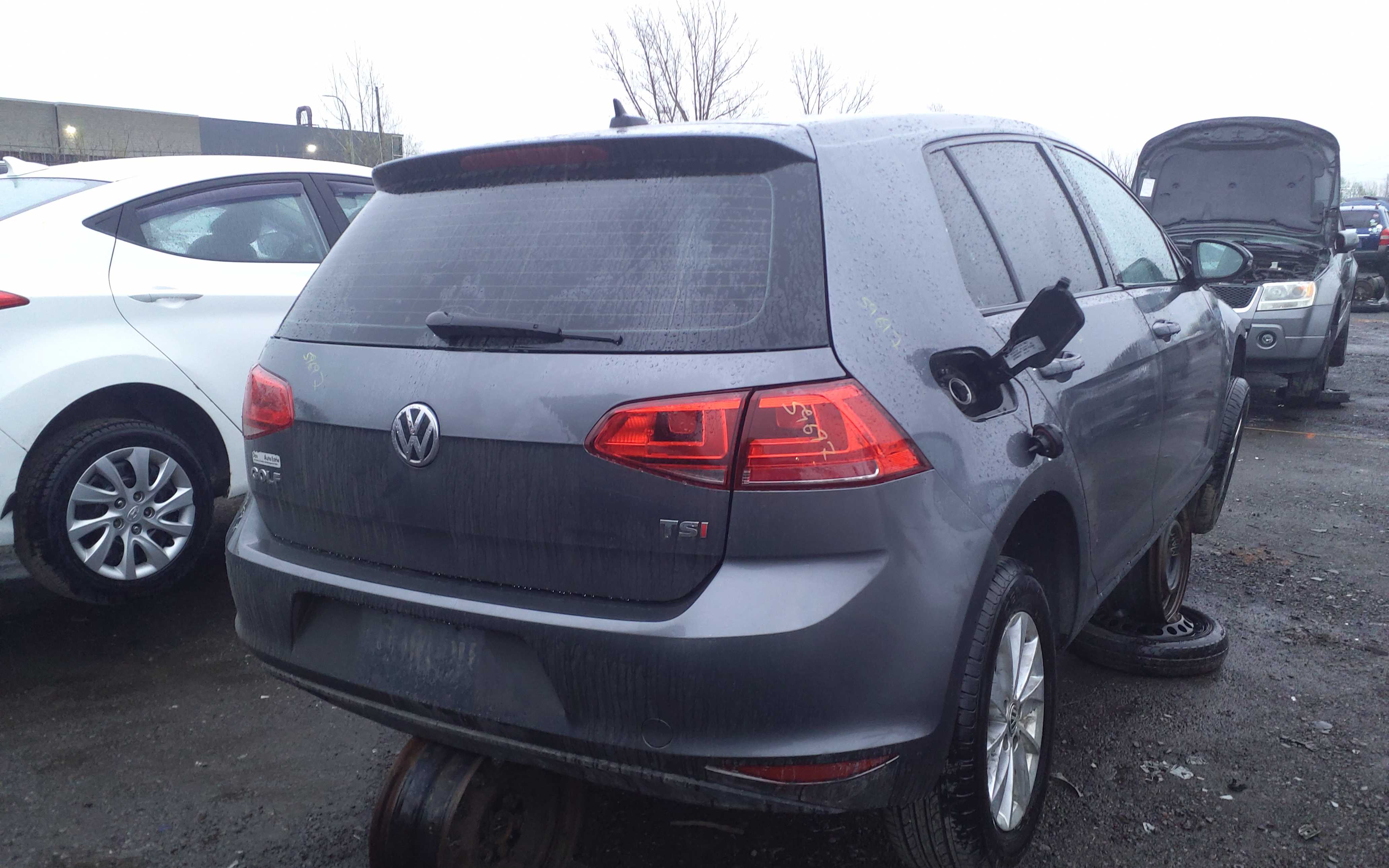 VOLKSWAGEN GOLF 2016