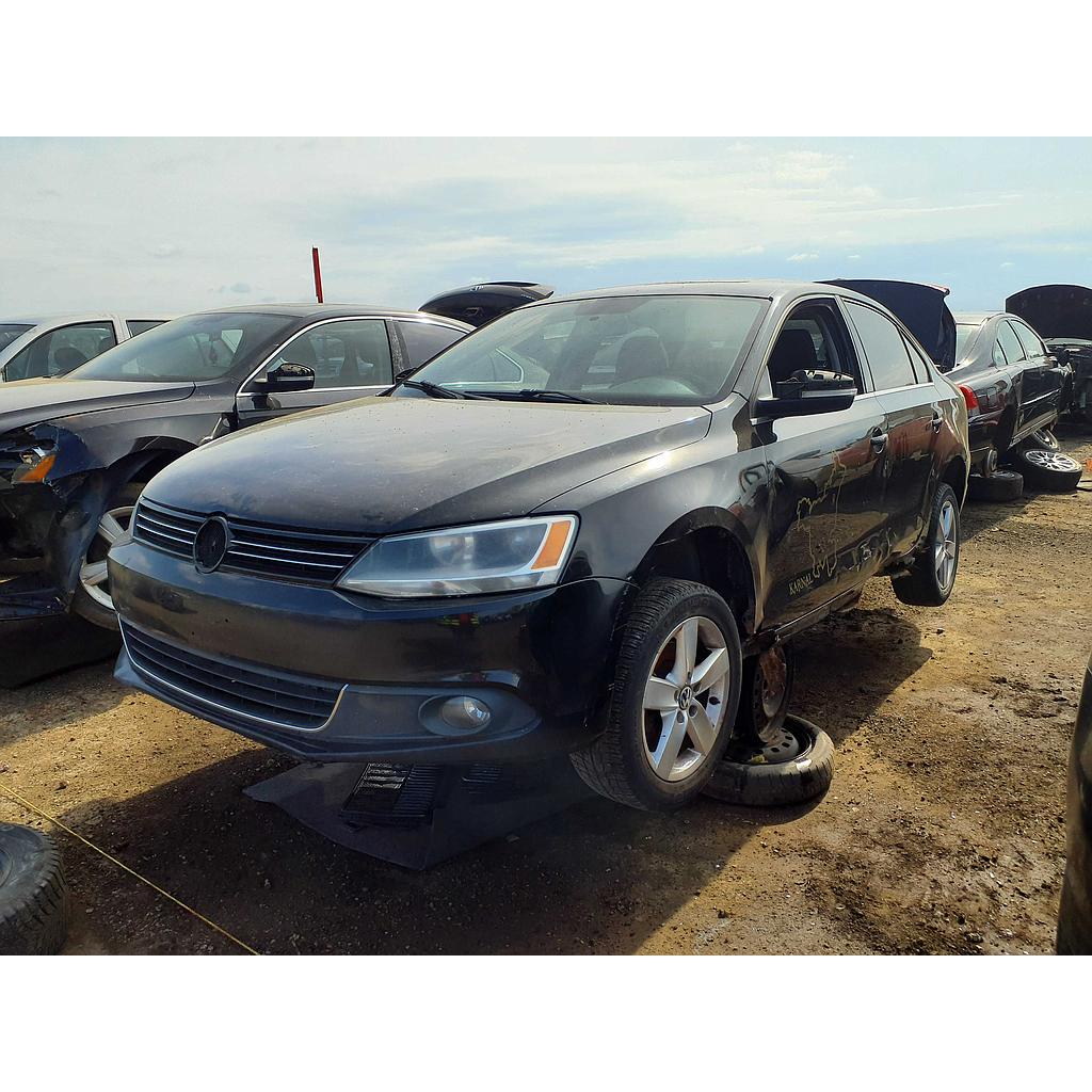 VOLKSWAGEN JETTA 2011
