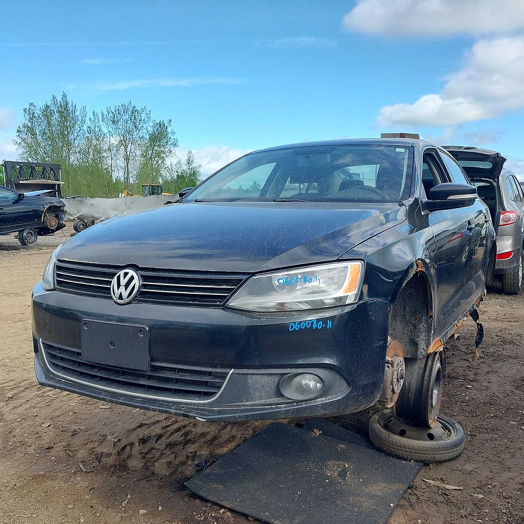 VOLKSWAGEN JETTA 2011