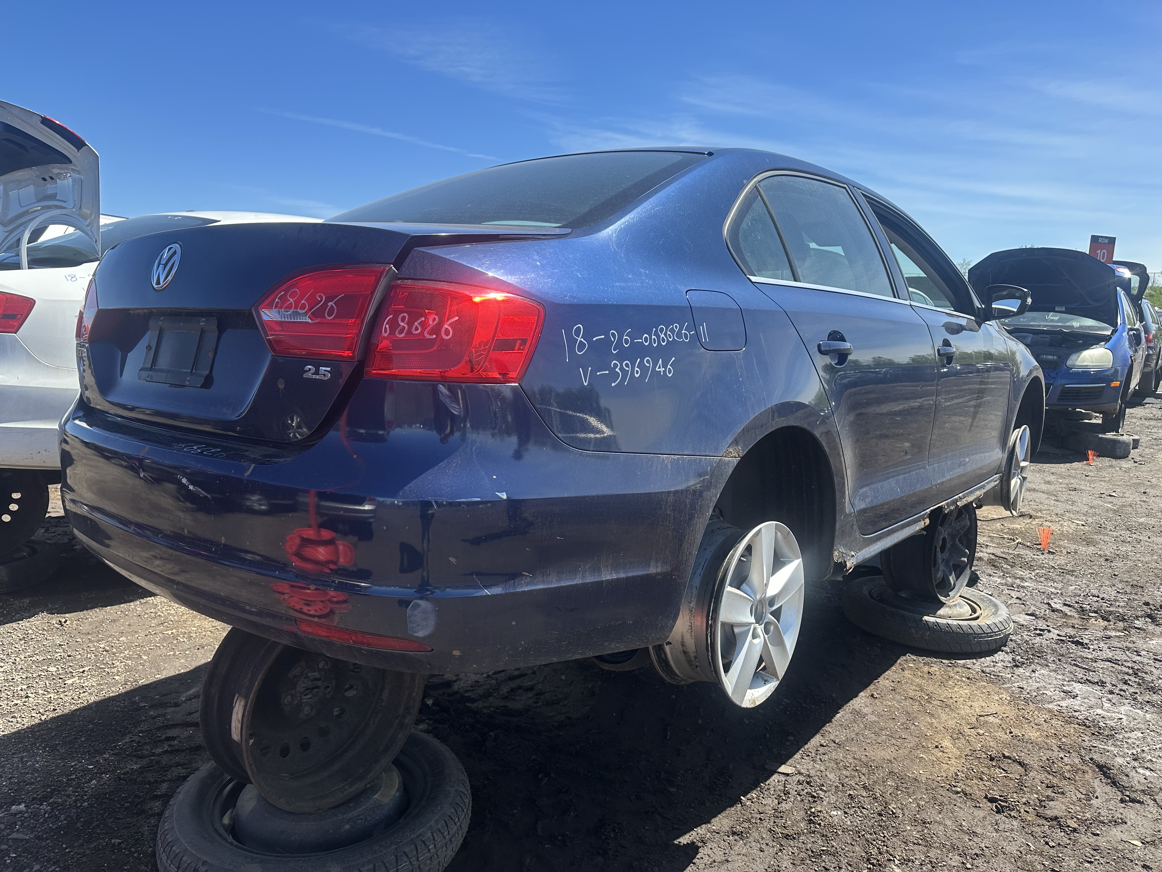 VOLKSWAGEN JETTA 2011