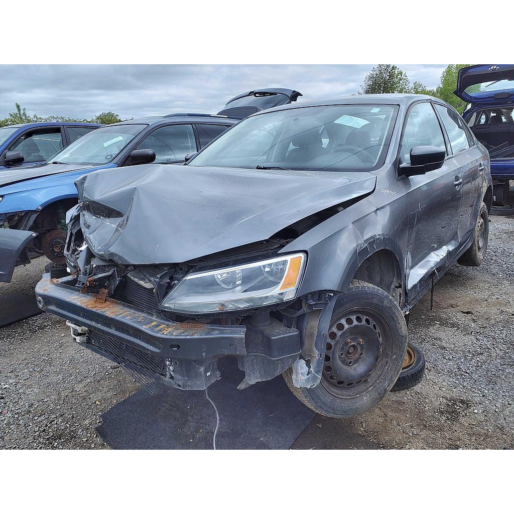 VOLKSWAGEN JETTA 2011