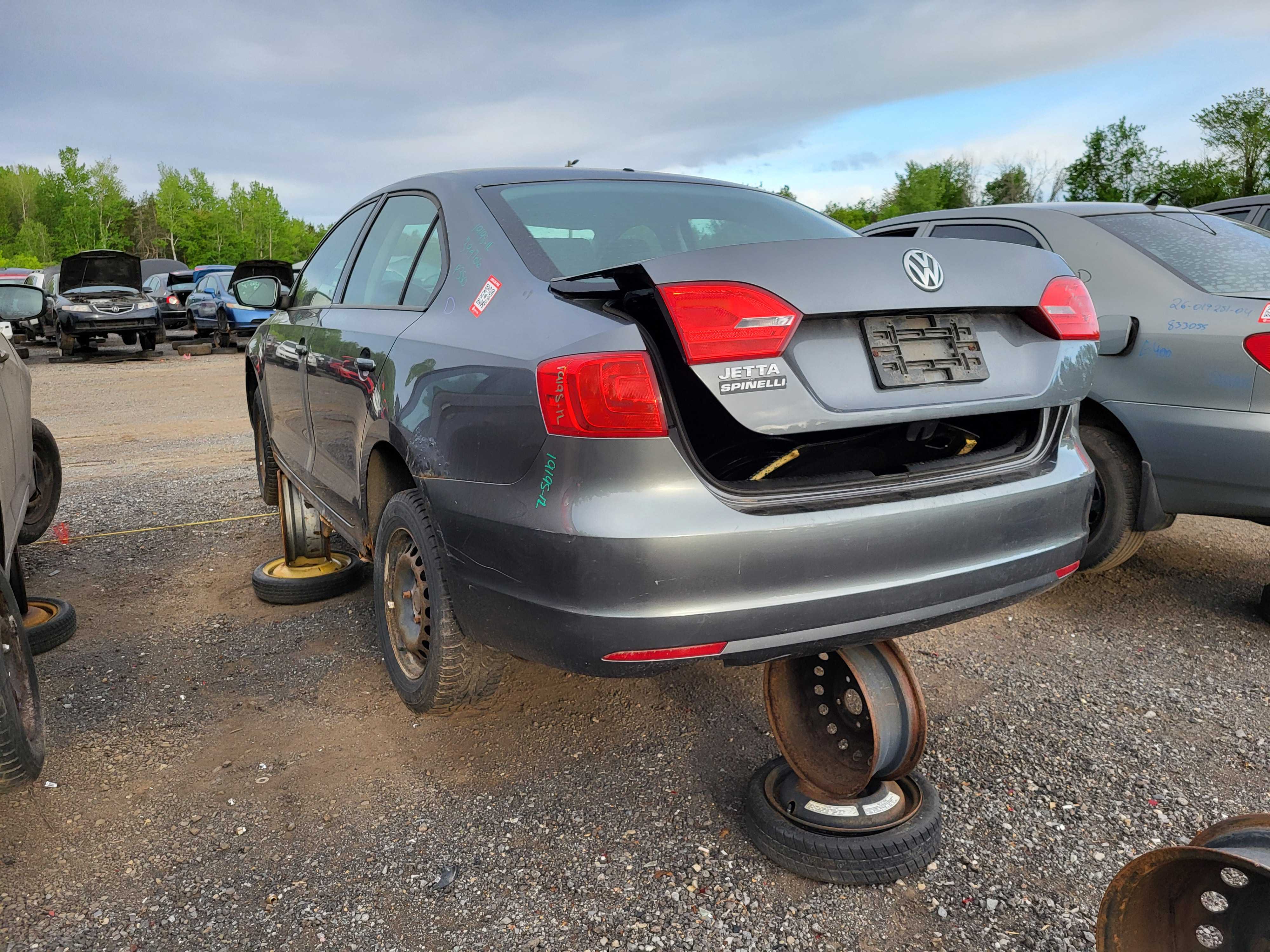 VOLKSWAGEN JETTA 2012