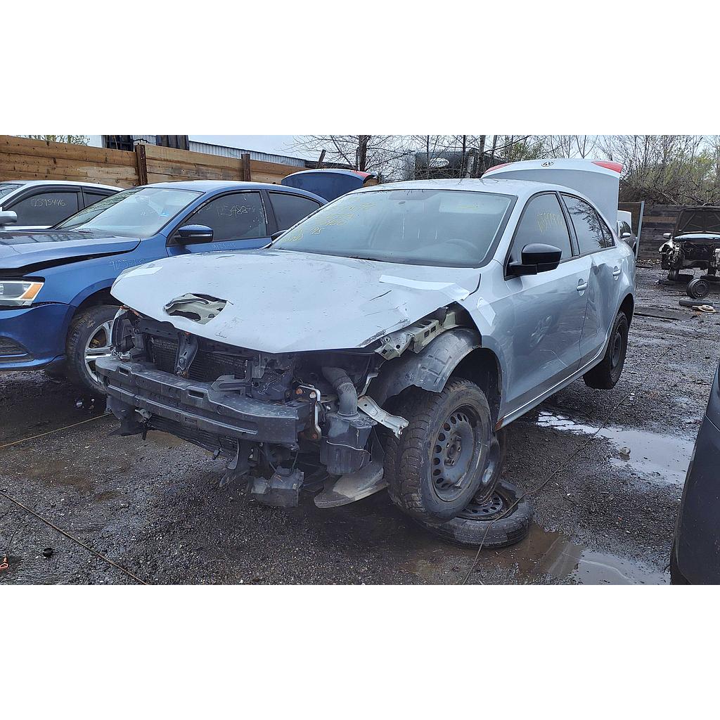 VOLKSWAGEN JETTA 2013