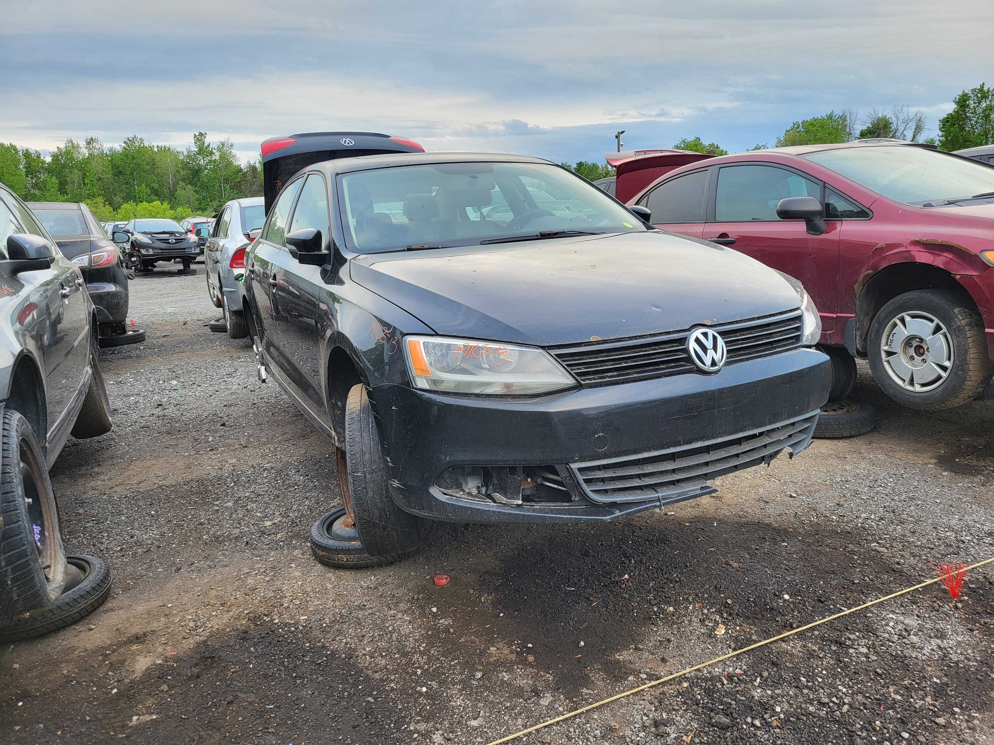 VOLKSWAGEN JETTA 2013