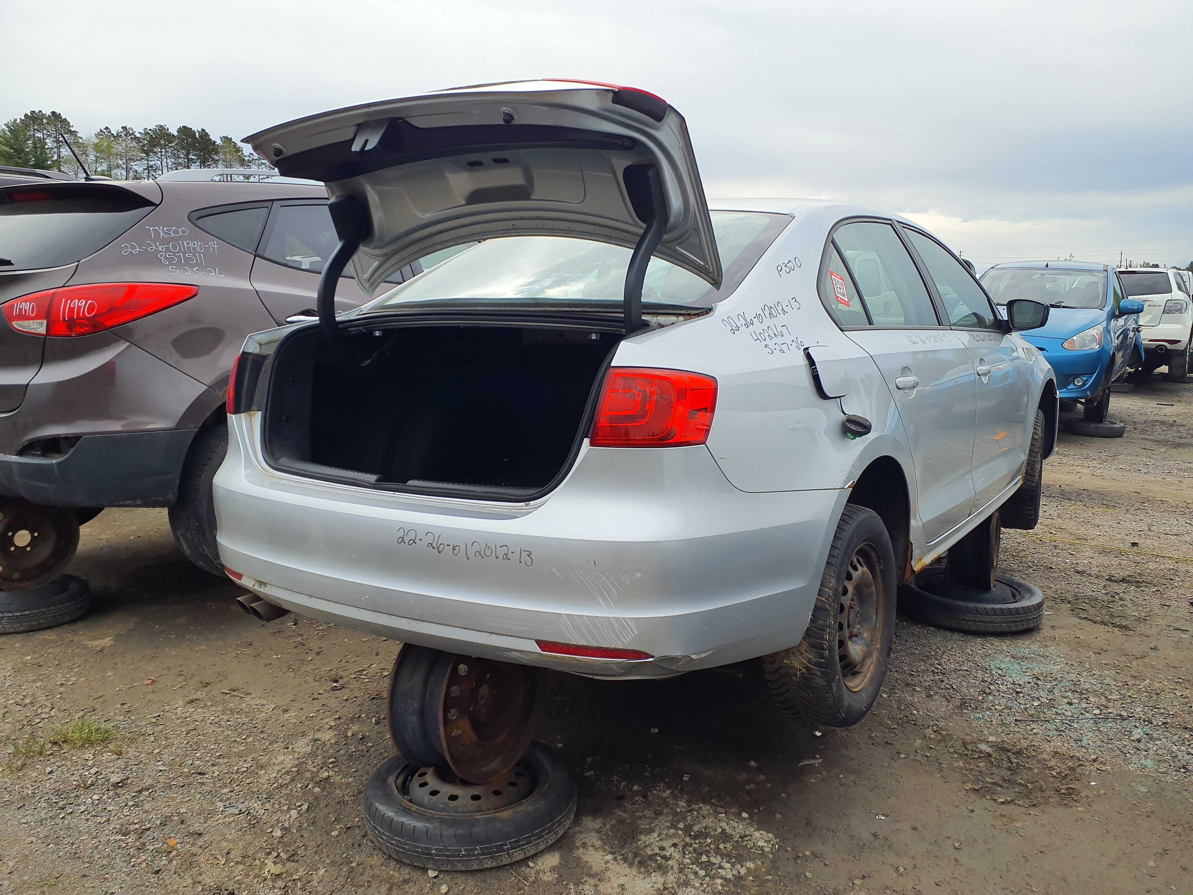 VOLKSWAGEN JETTA 2013