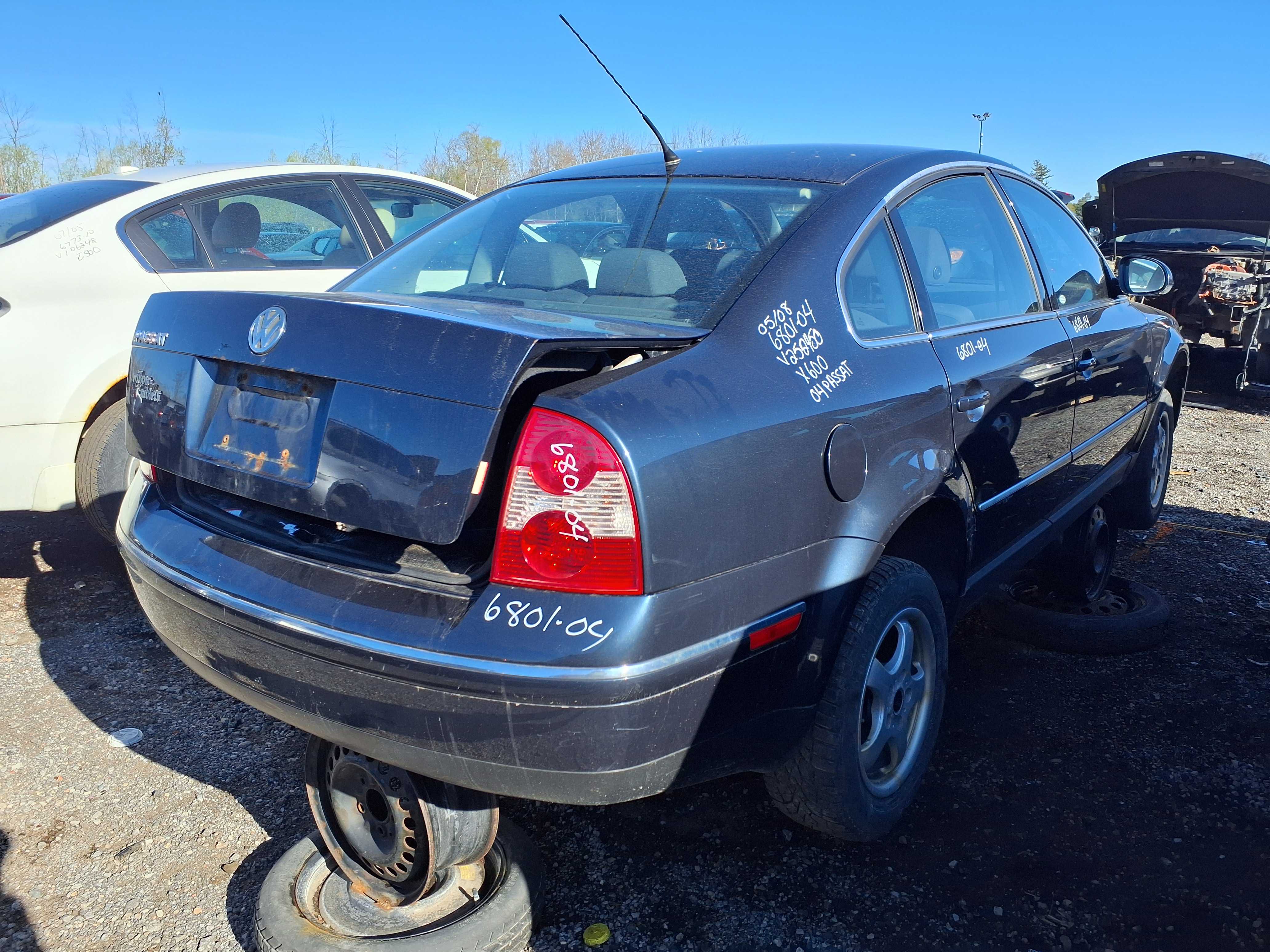 VOLKSWAGEN PASSAT 2004